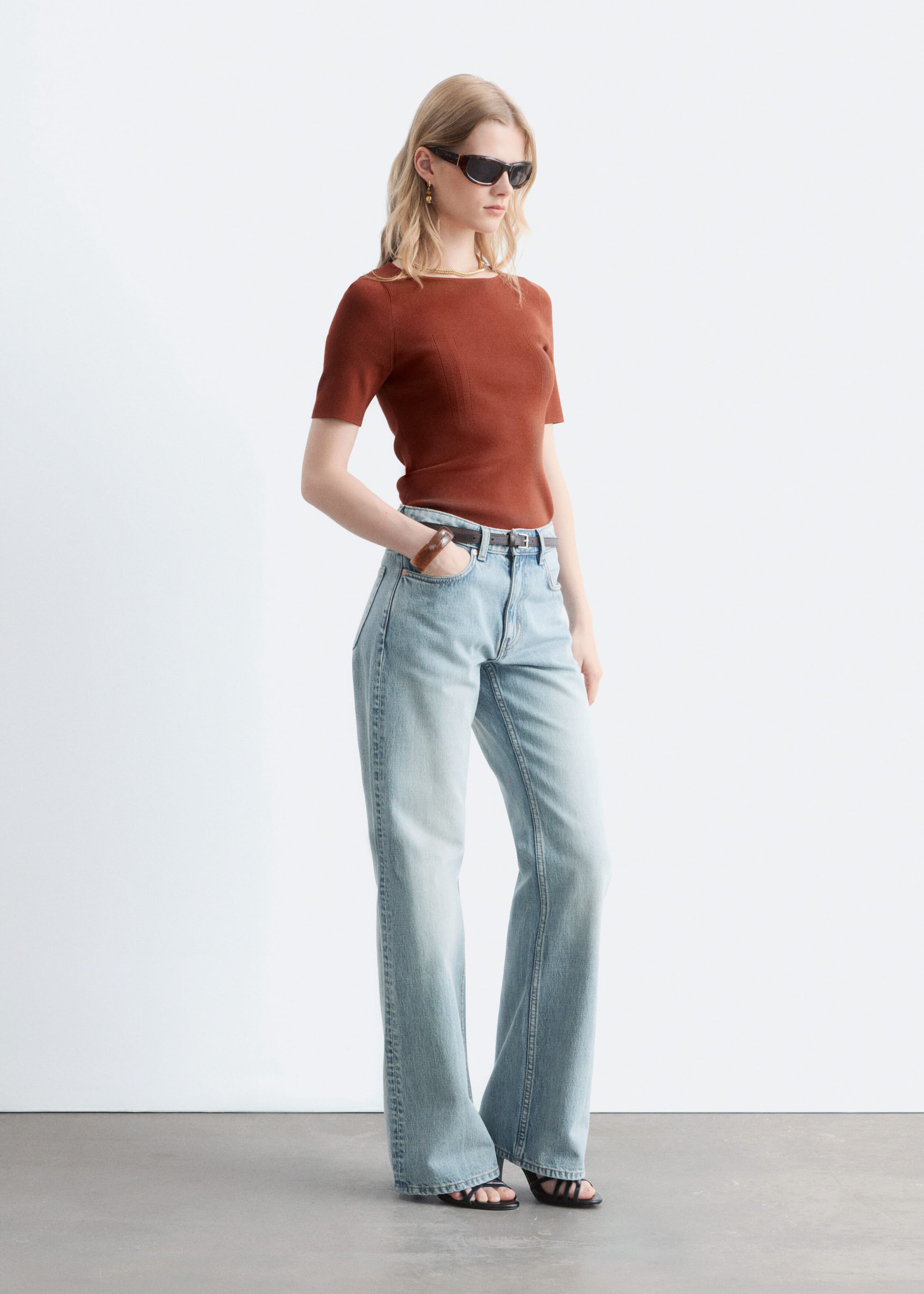 Bootcut-Jeans mit mittelhohem Bund - Retro-Blau - Lookbook