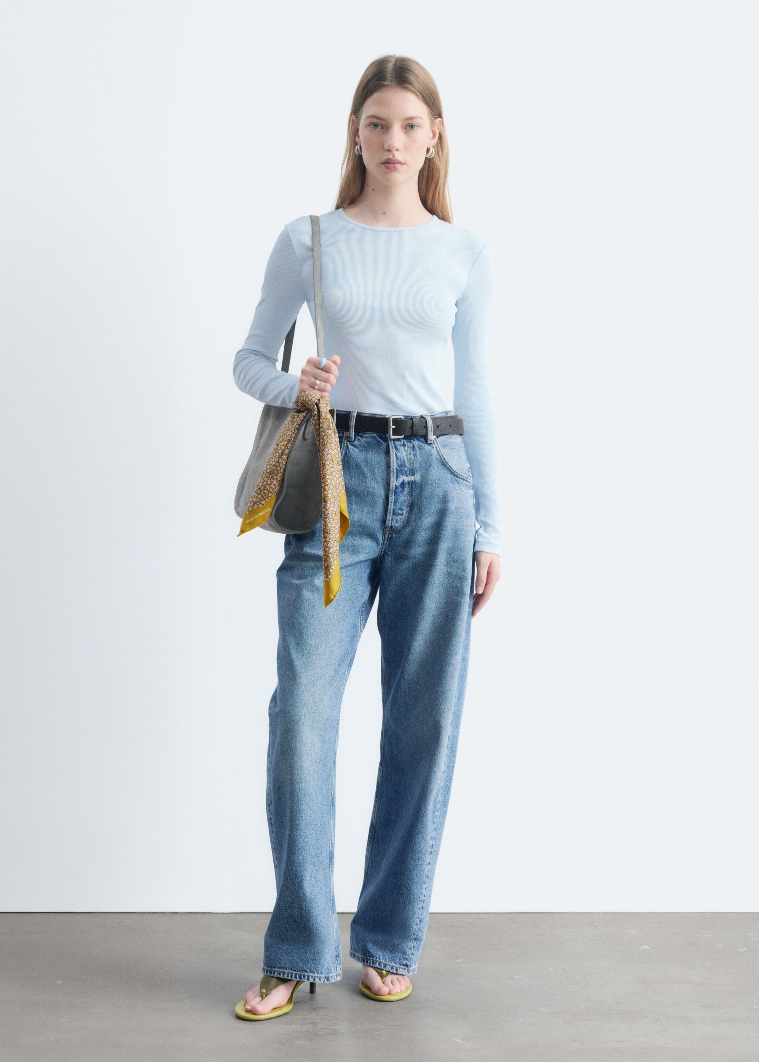 Top w prążki z długim rękawem – Czarny – Lookbook