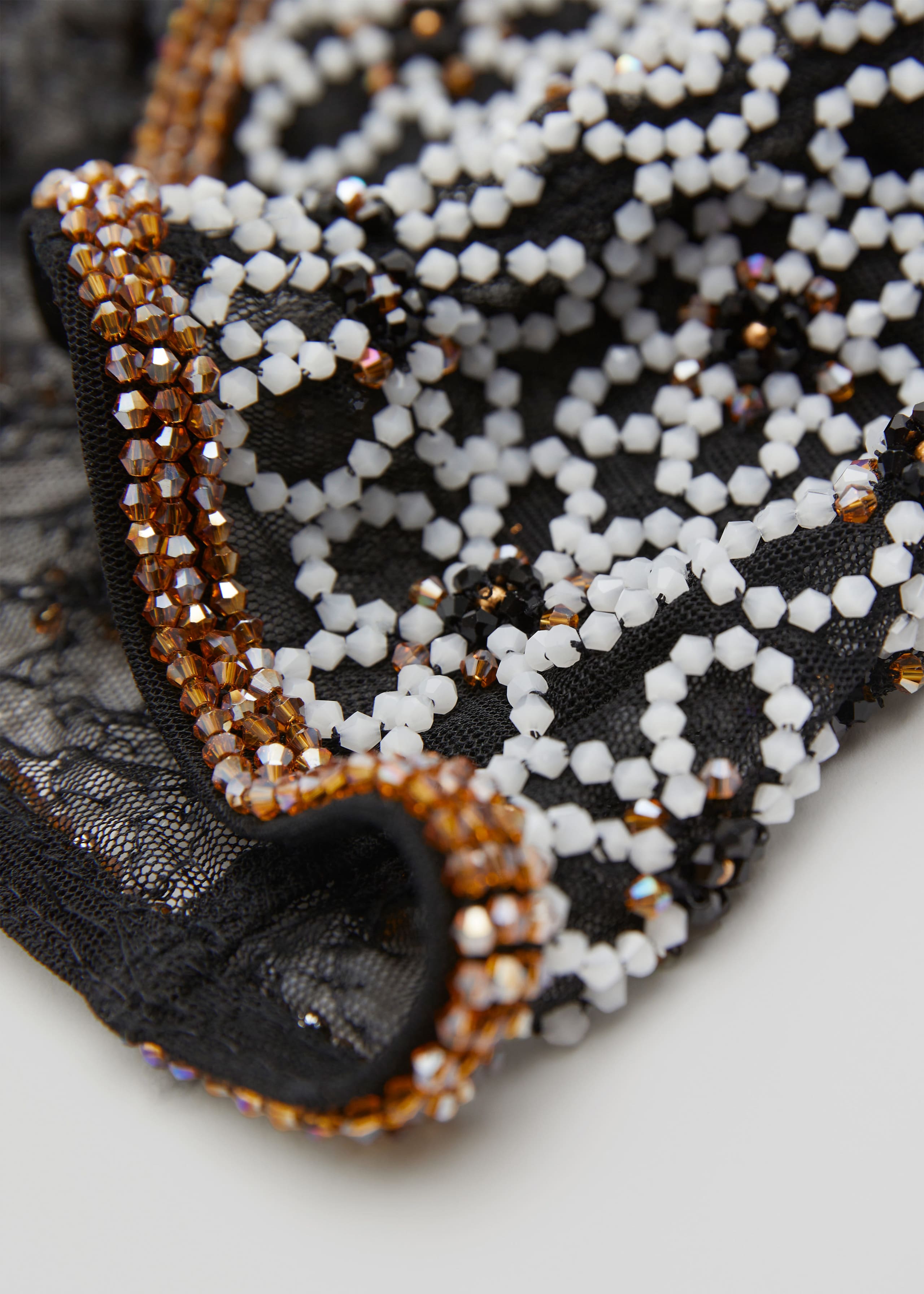 Flower Beaded Bonnet - {{variantName}} - Descriptive Detail