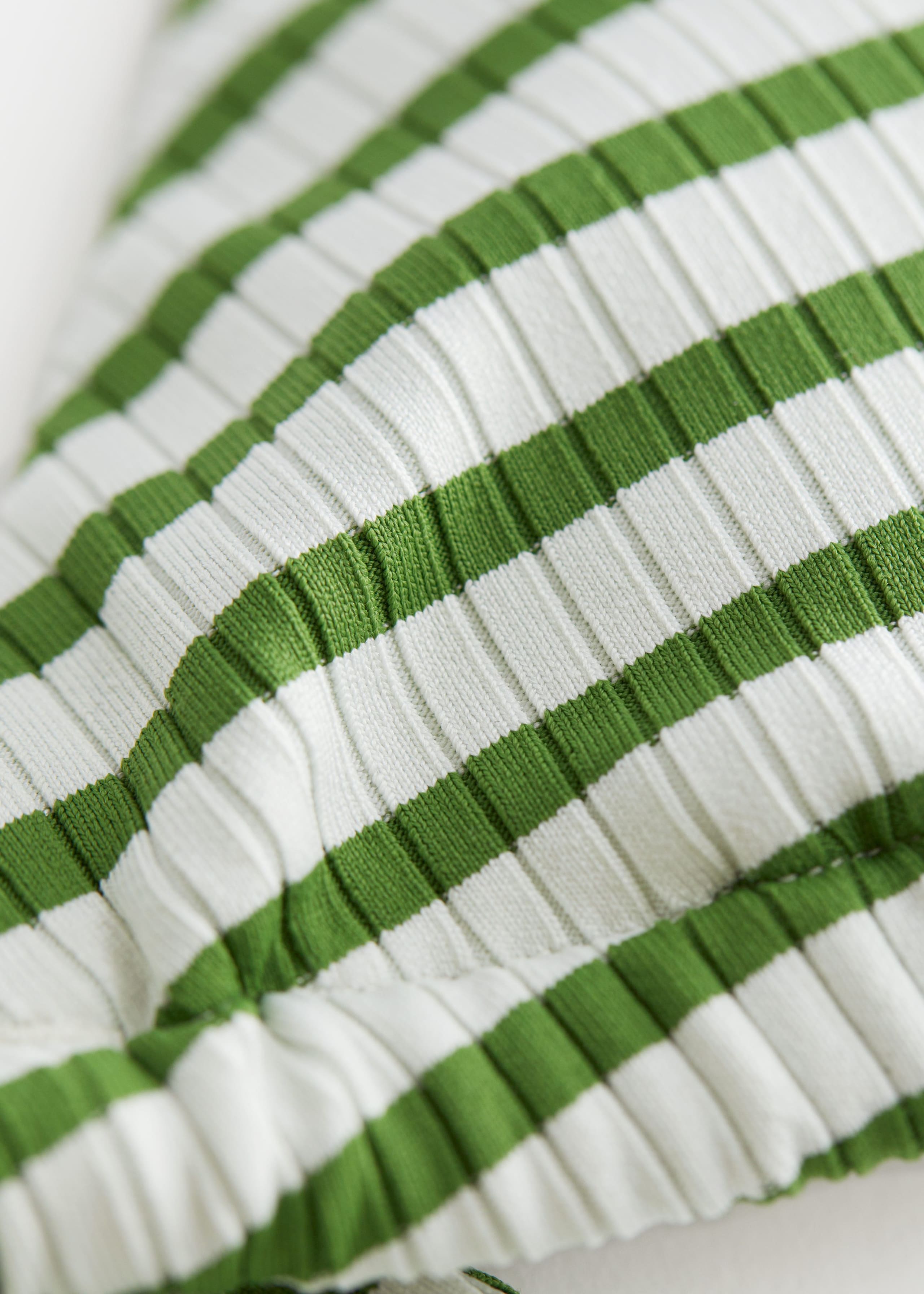 Ribbed Bow Bikini Top - {{variantName}} - Descriptive Detail