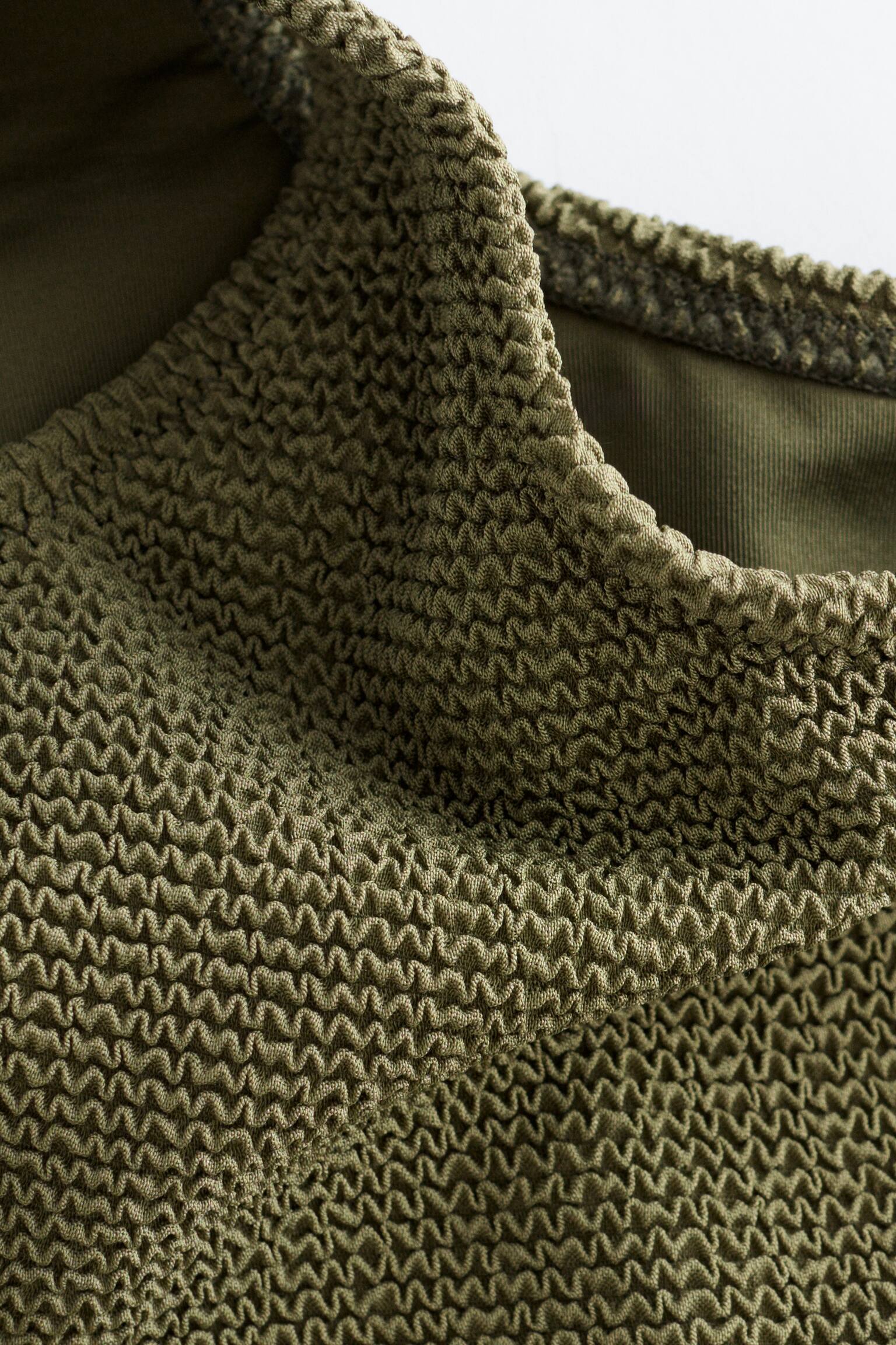 Teksturowana góra od bikini - Zielony khaki/Ciemnobrązowy/Czerwony - 6