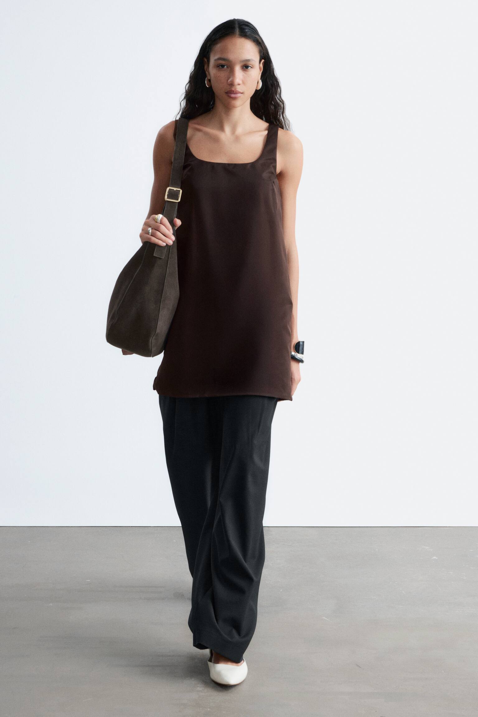 Mini abito scultoreo con coulisse - Marrone scuro - 6