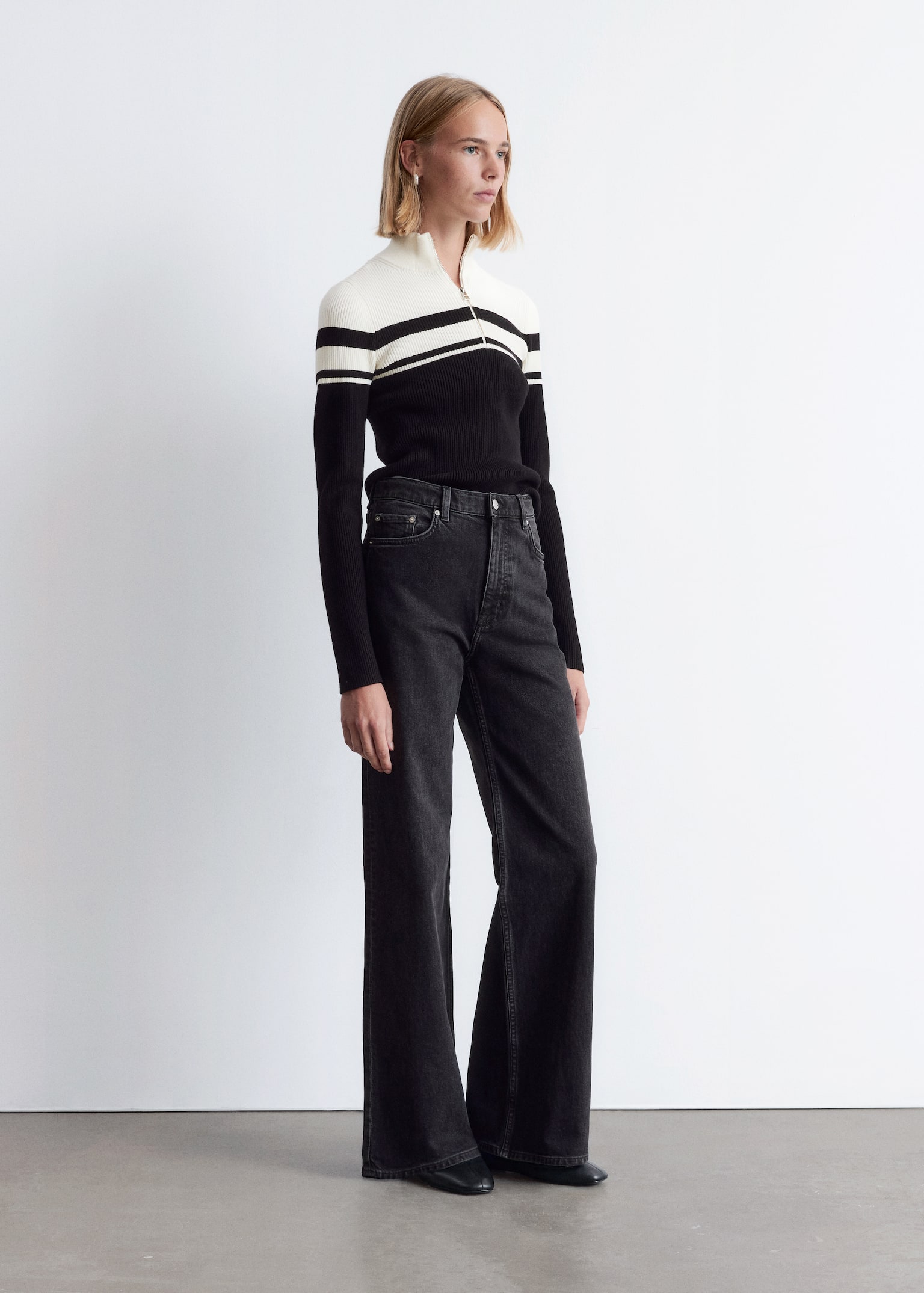 Jeans mit weitem Bein - Schwarz/Mittelblau/Blau/Grau/Hellblau