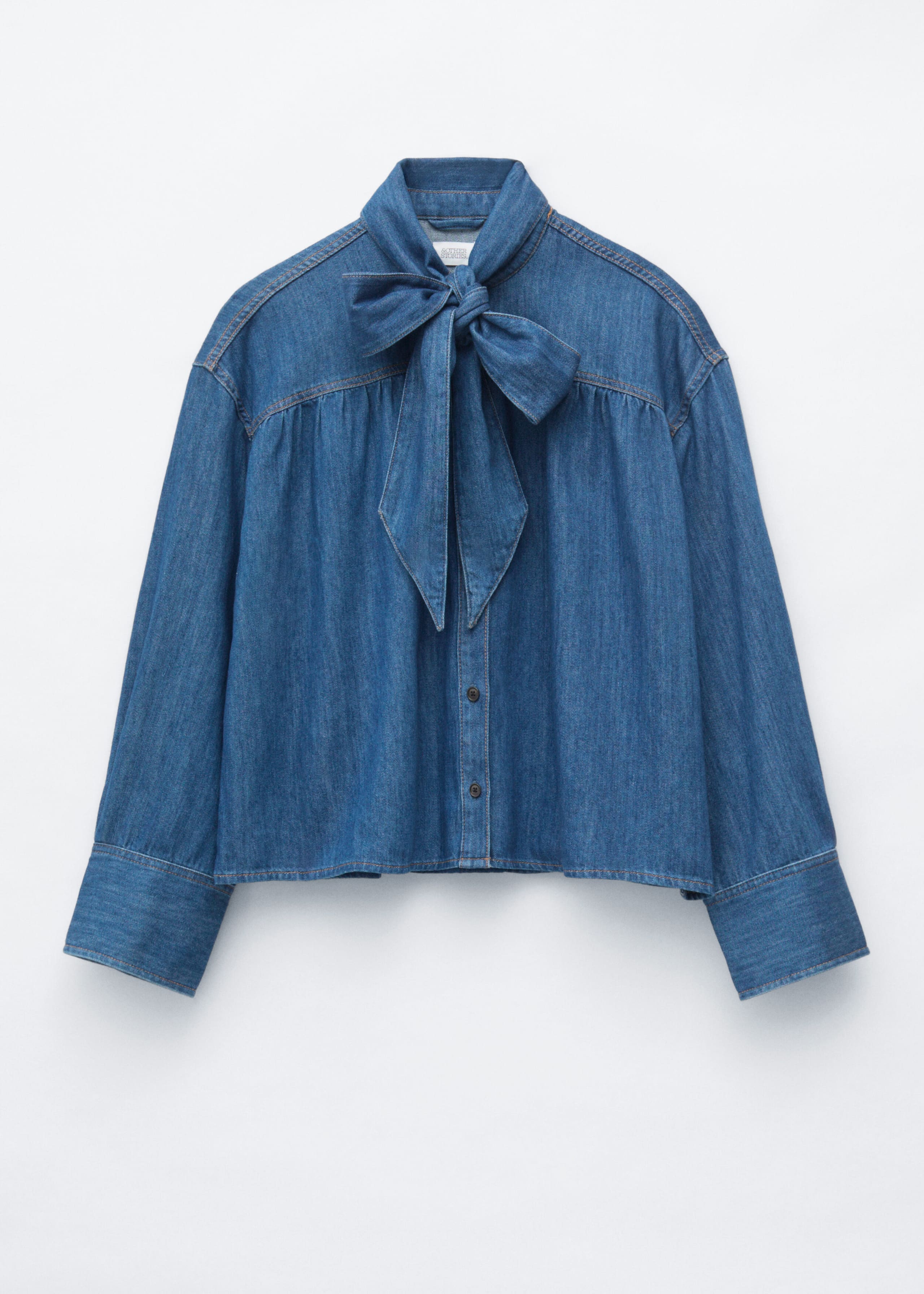 Jeanshemd mit Schalkragen - Blau - Lookbook