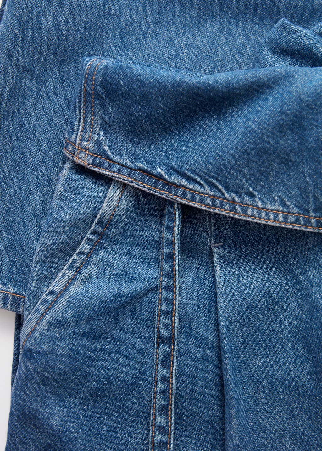 Image of Jean large à taille haute froncée
