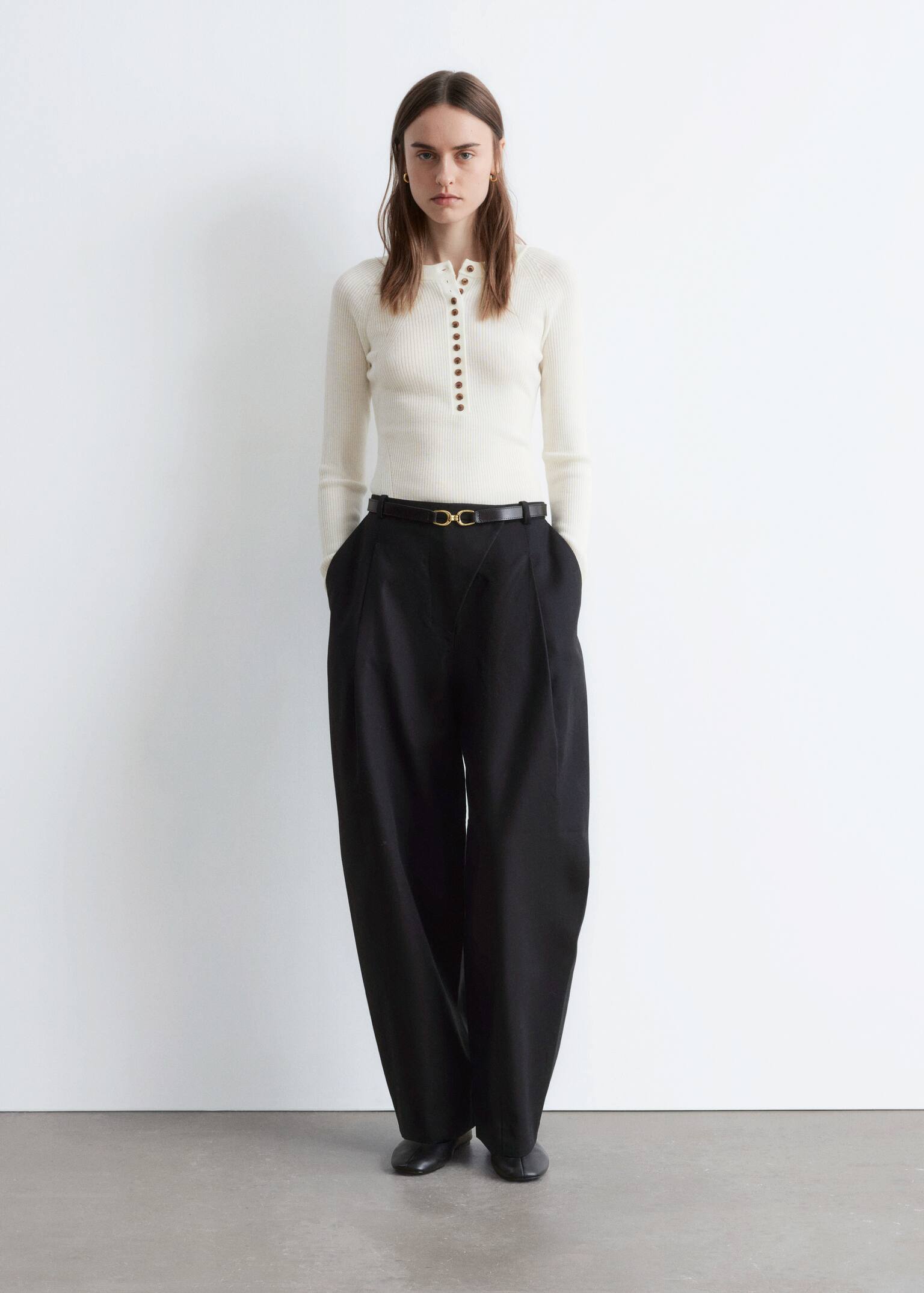 Полуплакетен вълнен топ - Кремаво - 4