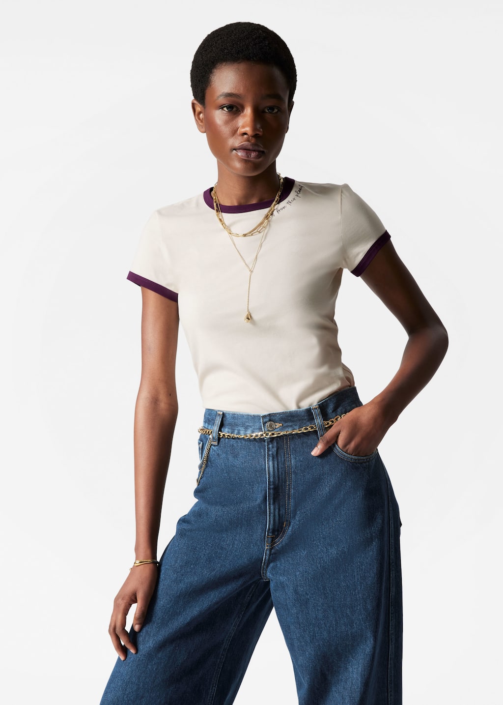 Camiseta bordada - Crema/Morado - Lookbook