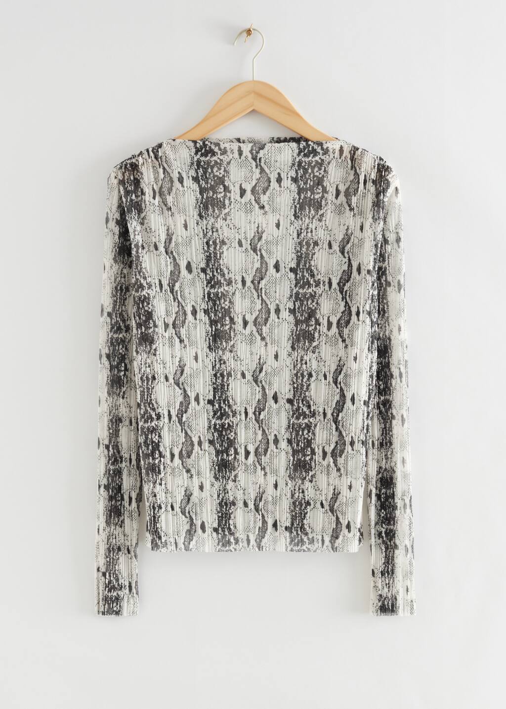 Printed Plissé Pleated Top - Snake Patterned - Still Life