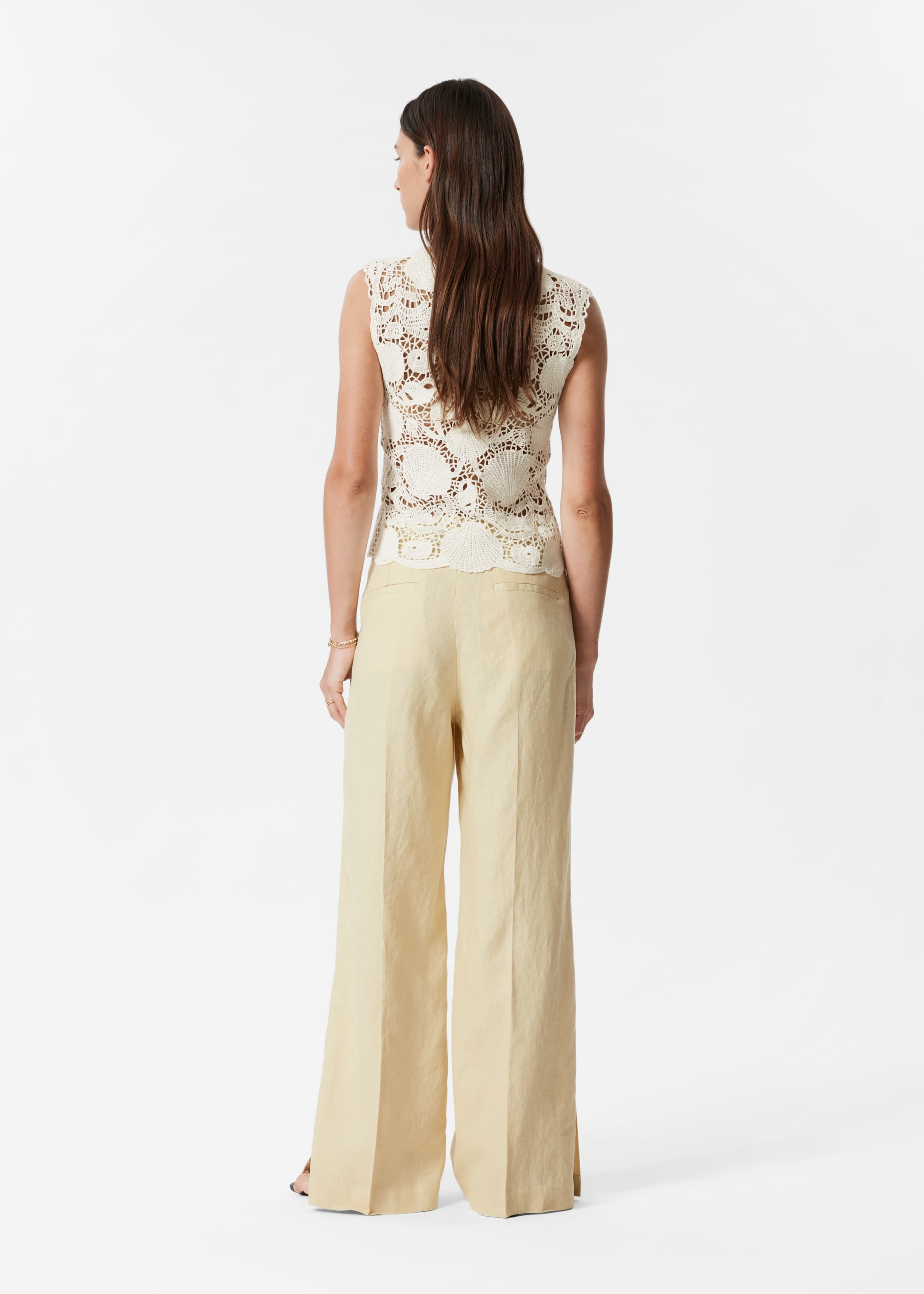 Vezi imaginea mai mare: Pantaloni din In Croiți - Galben Deschis - FEMEI | H&M RO 3