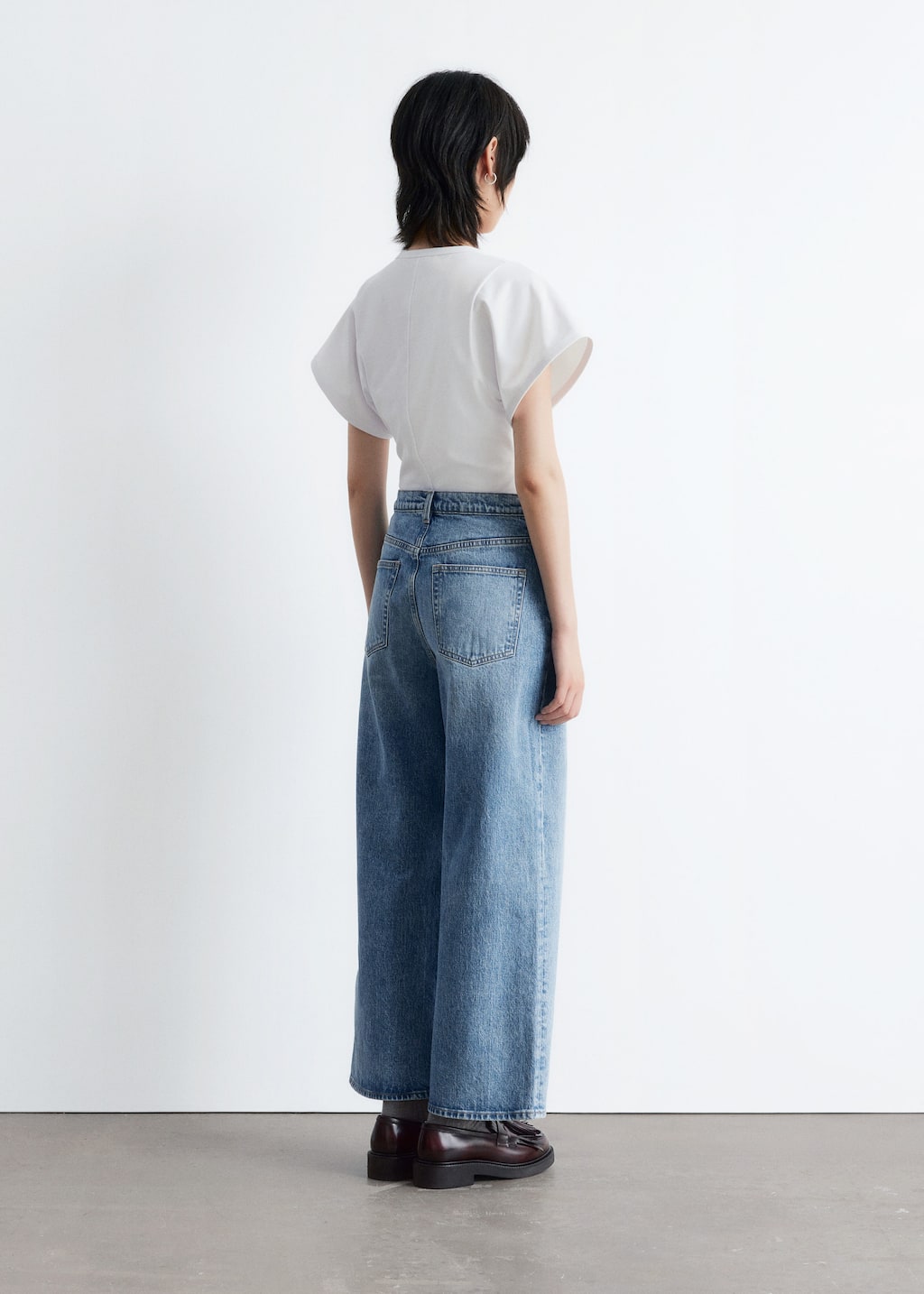 Image of T-Shirt mit tiefem Ausschnitt