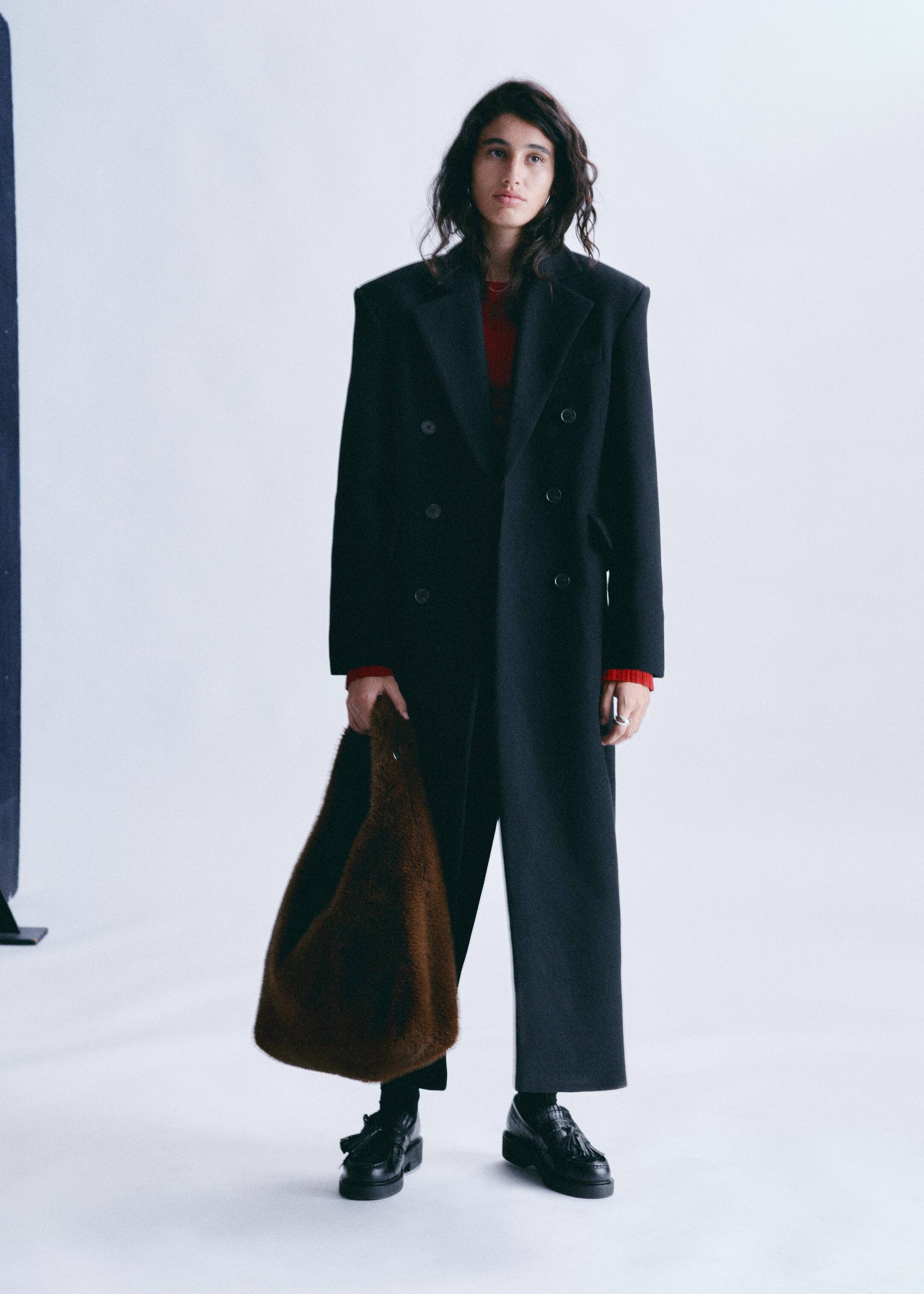 Näytä suurempi kuva: Pitkä päällystakki villaa - Musta - NAISET | H&M FI 7