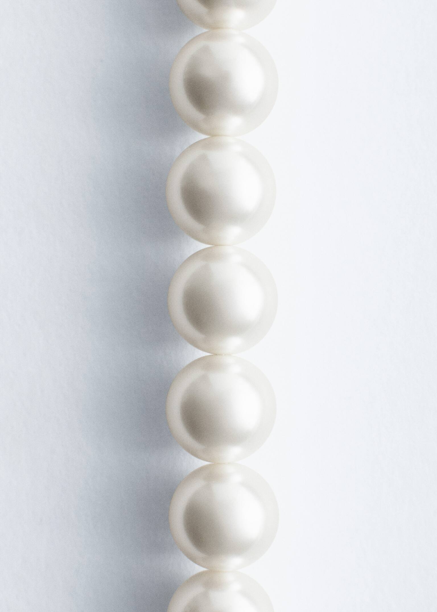 Short Sphere Bead Necklace - Cream - 3