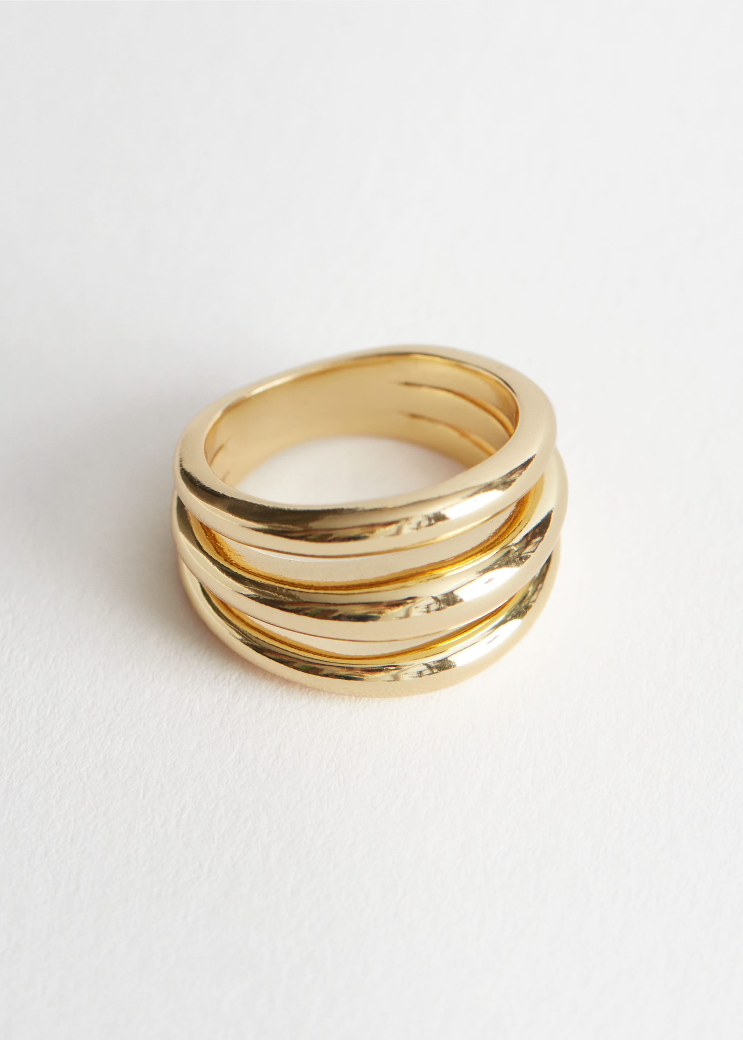 Triple band embossed ring - Gold-coloured - Still Life