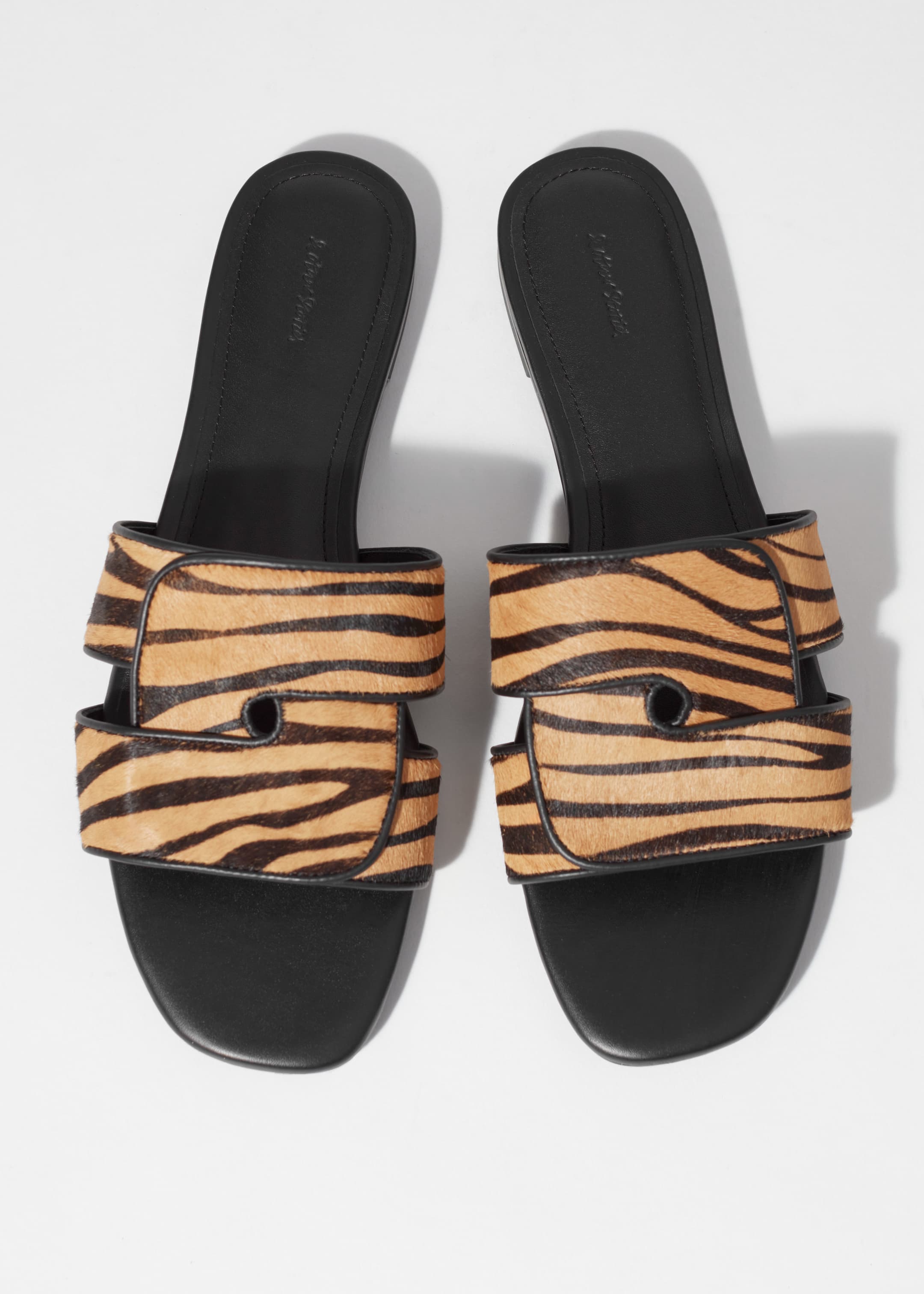 Vezi imaginea mai mare: Papuci din piele - Zebra Maro - FEMEI | H&M RO 5