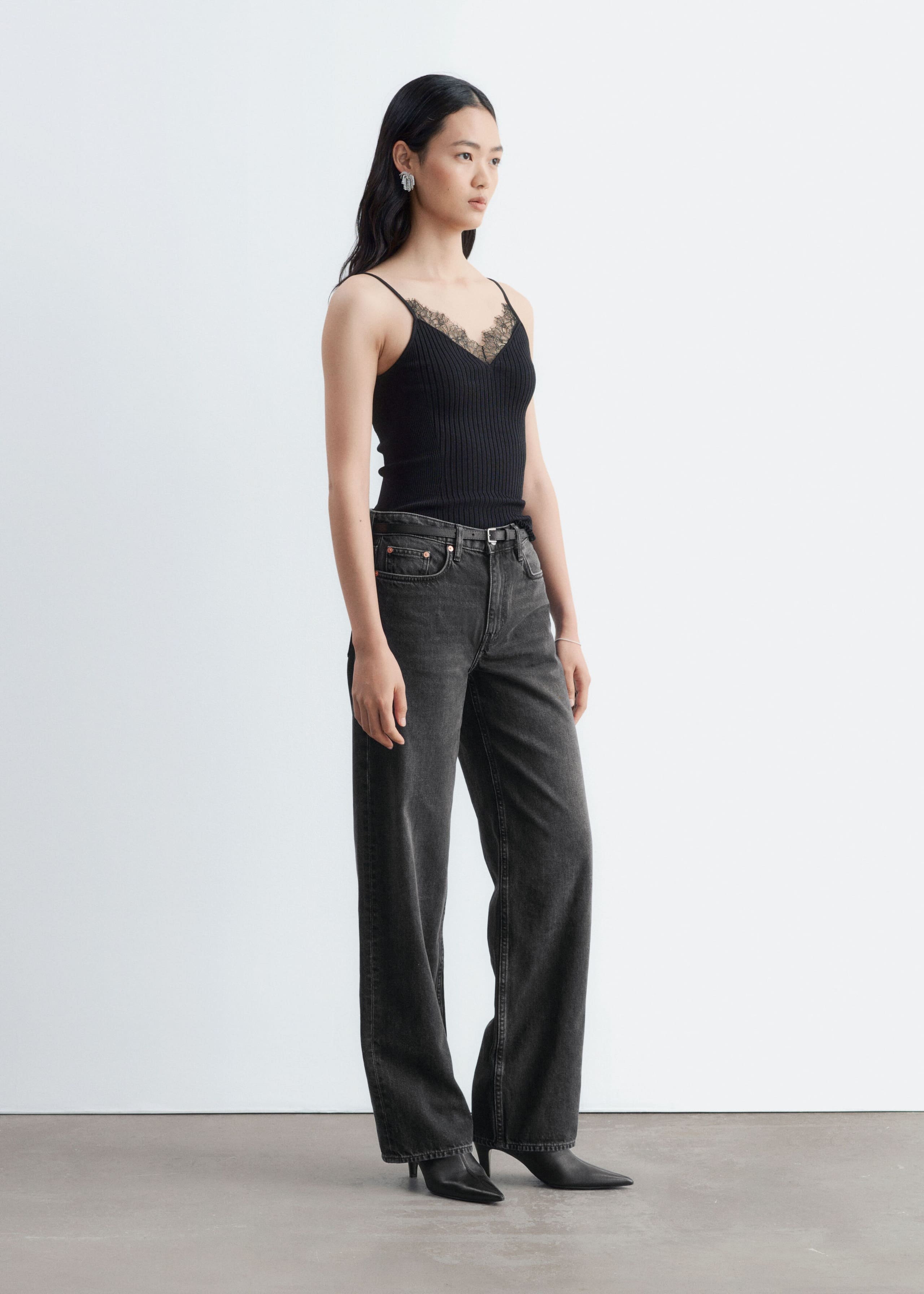 Lace-Trim Tank Top - Black - Lookbook
