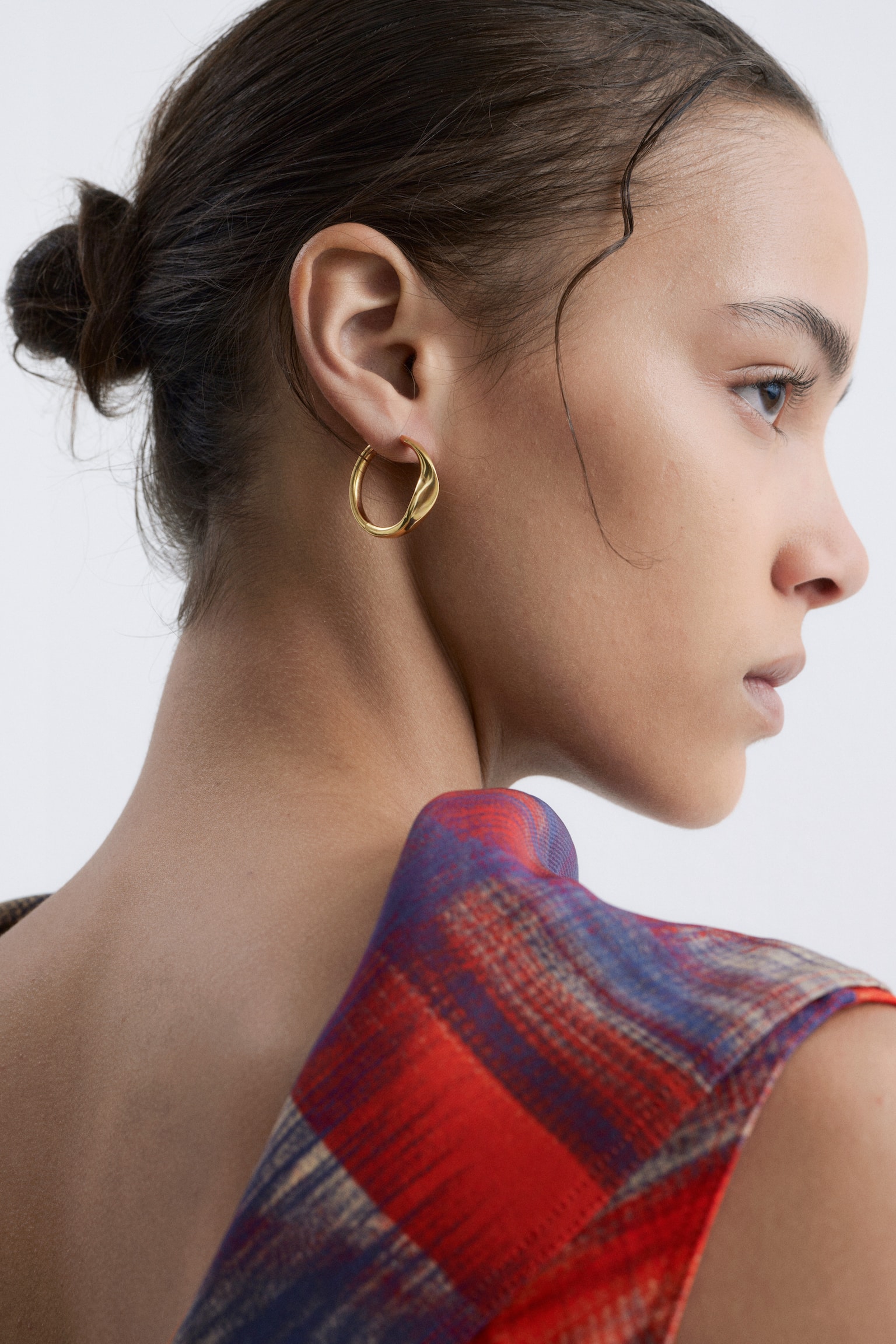 Twisted Hoop Earrings - Gold/Silver - 1