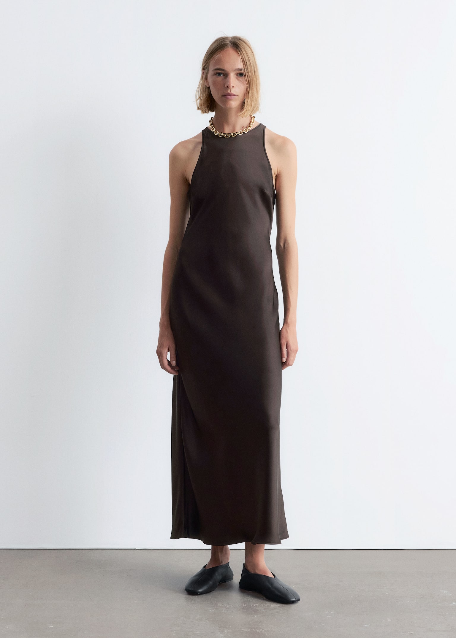 Ärmelloses Midikleid aus Satin - Dunkelbraun/Dark Pink/Schwarz/Mittelblau