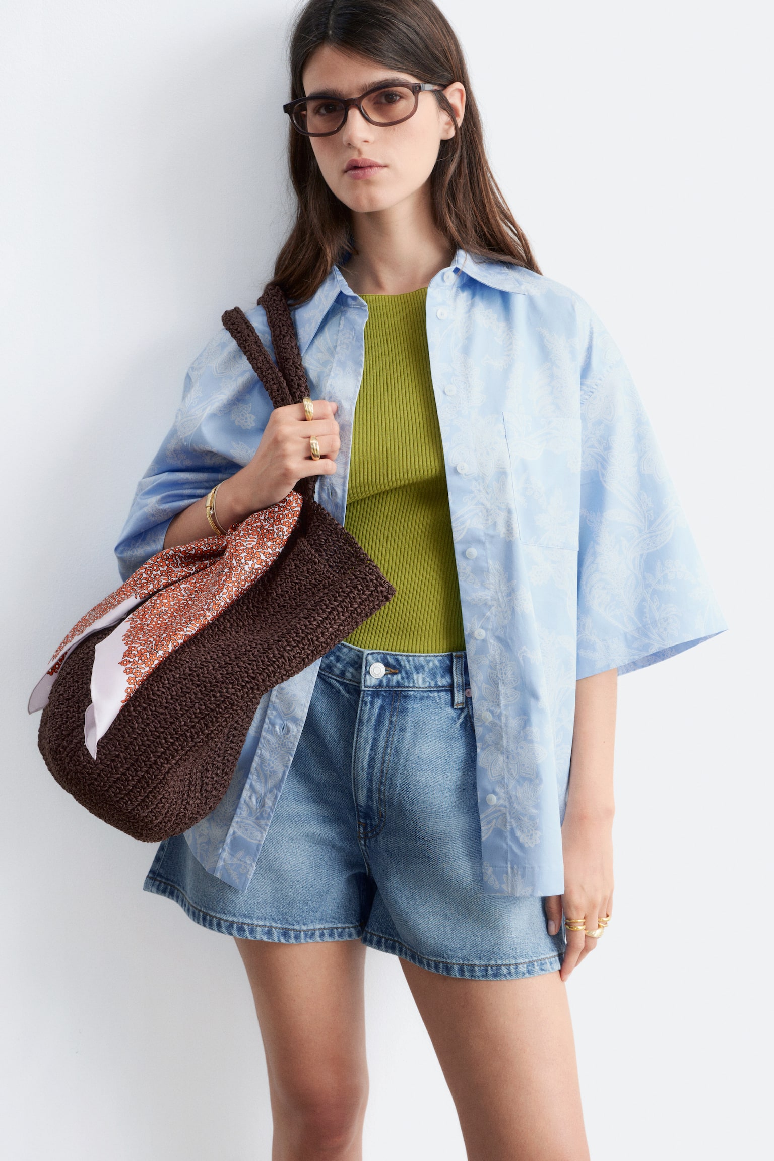 Lockere Jeansshorts - Mittelblau/Schwarz - 1