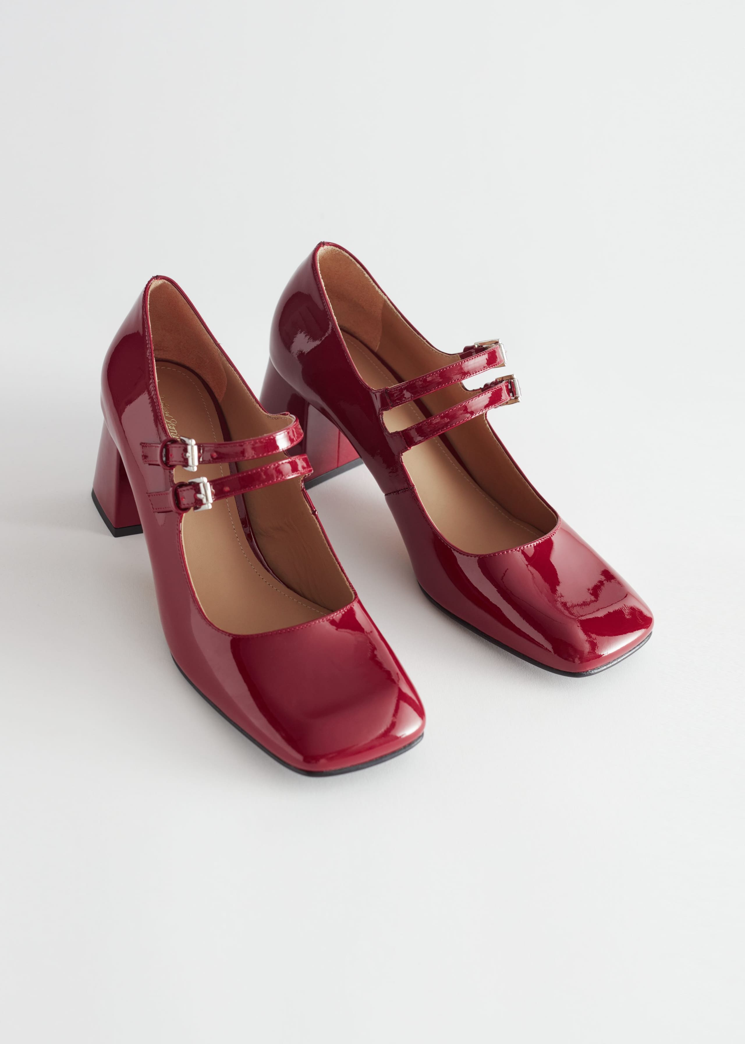 PatentLeatherMaryJanePumps - Cream - Natura morta