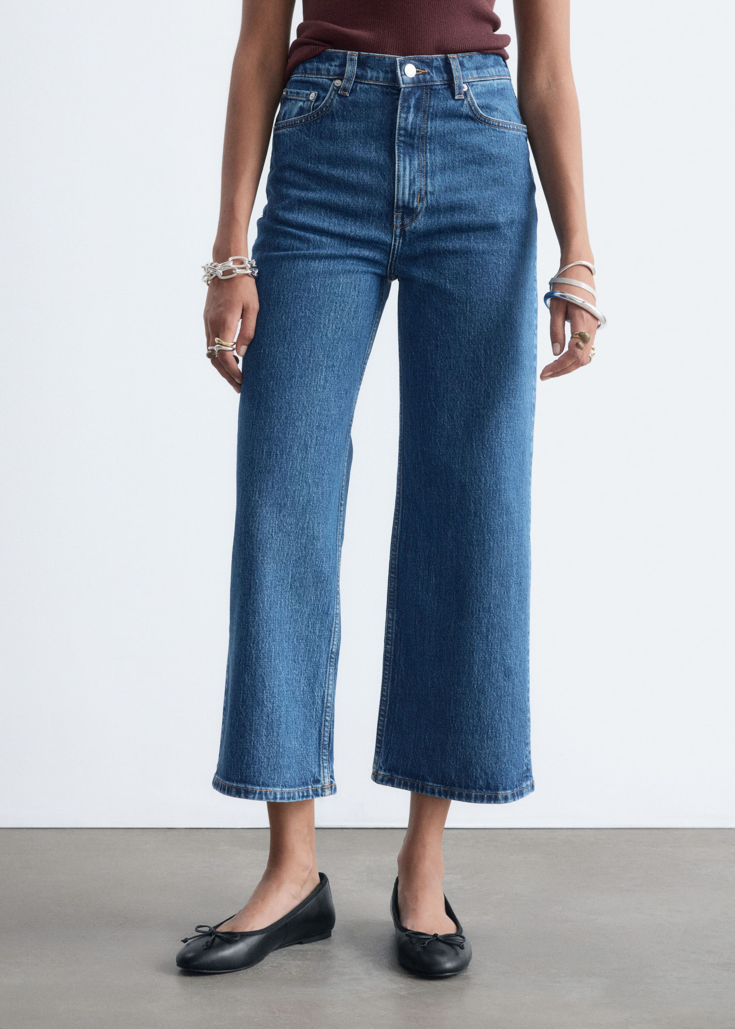 Croppade jeans med vida ben – Mellanblå – lookbook