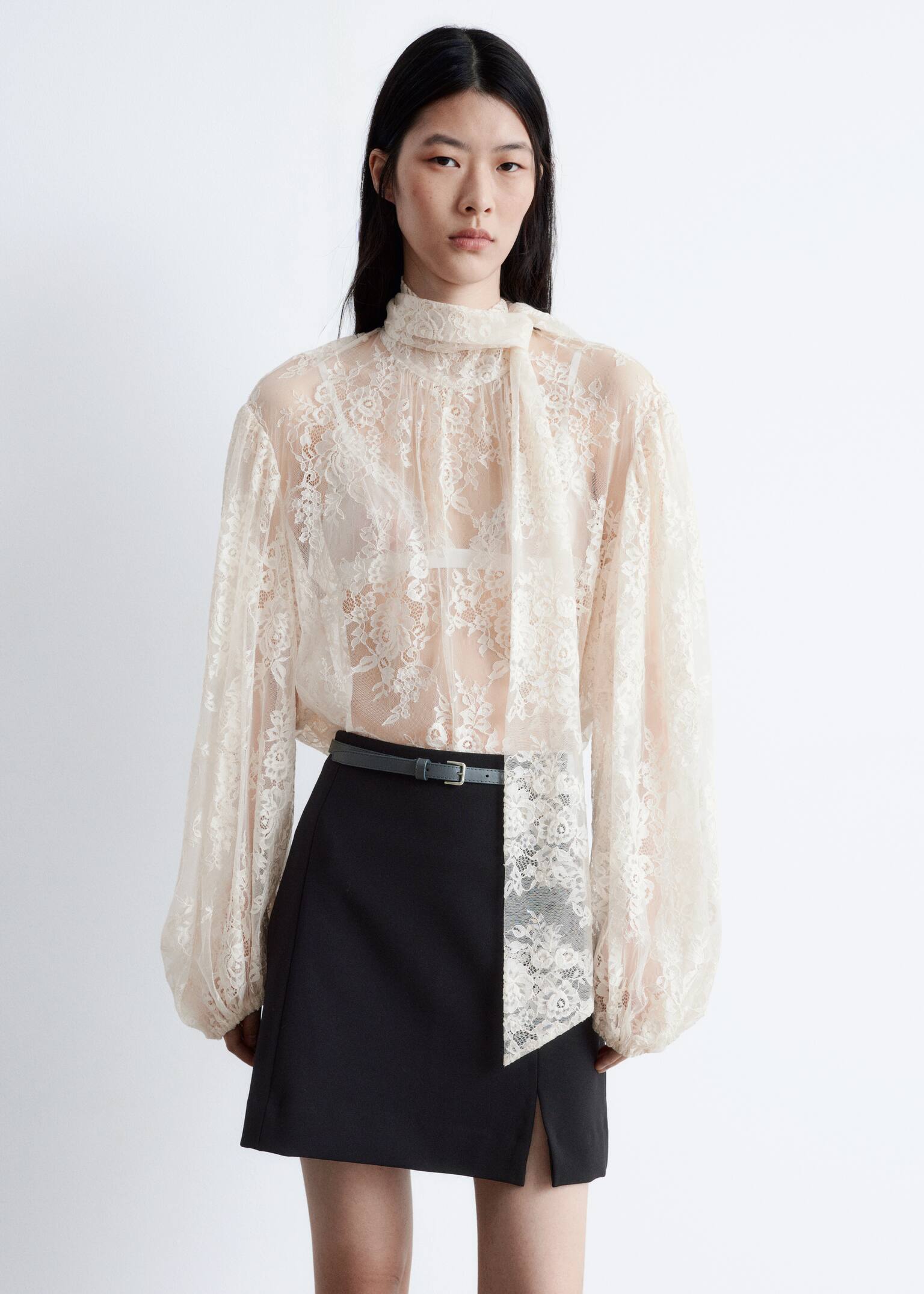 חצאית מיני בגזרה גבוהה - שחור - 1