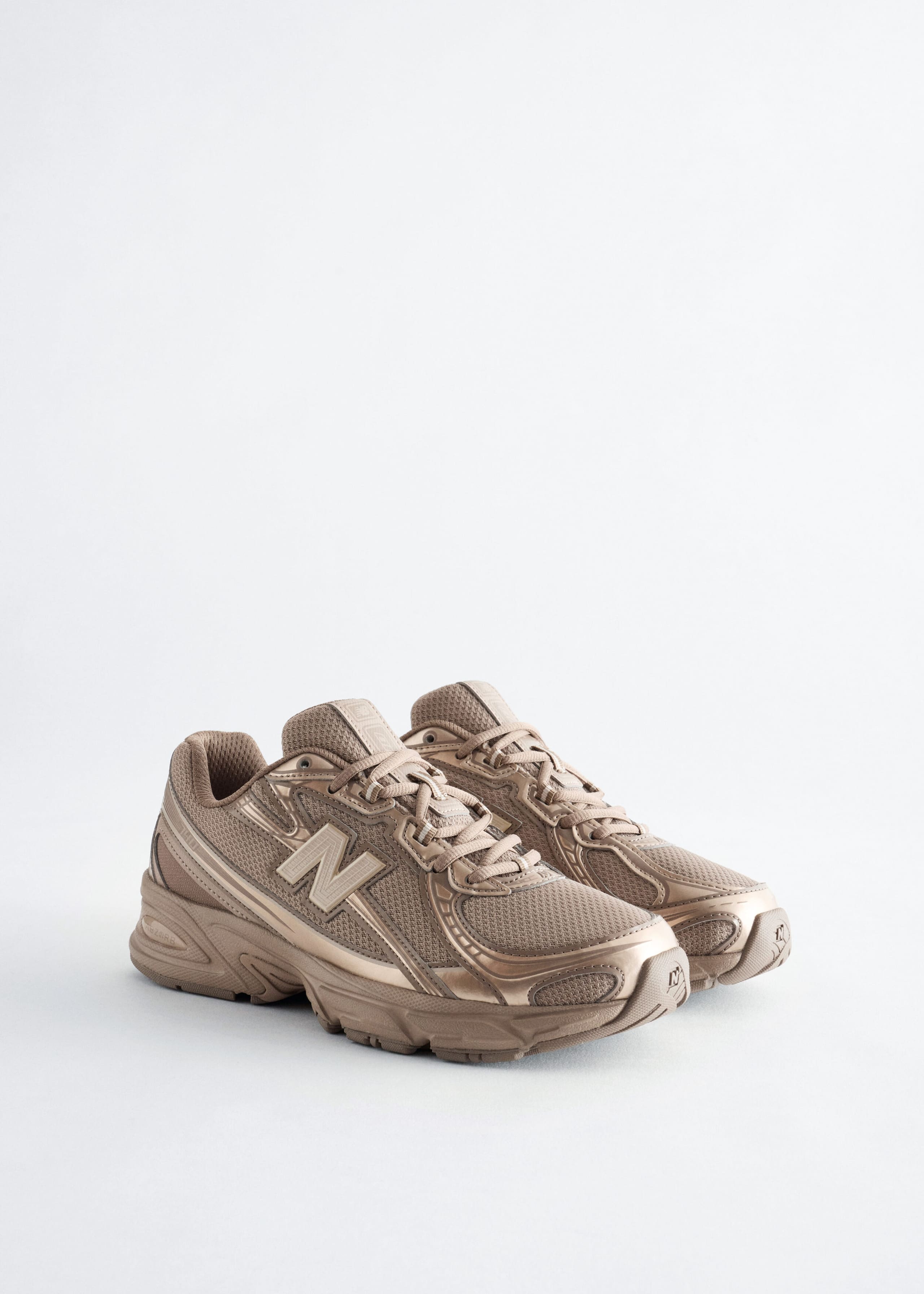 New Balance 740 Sneakers - Blue/White - Still Life