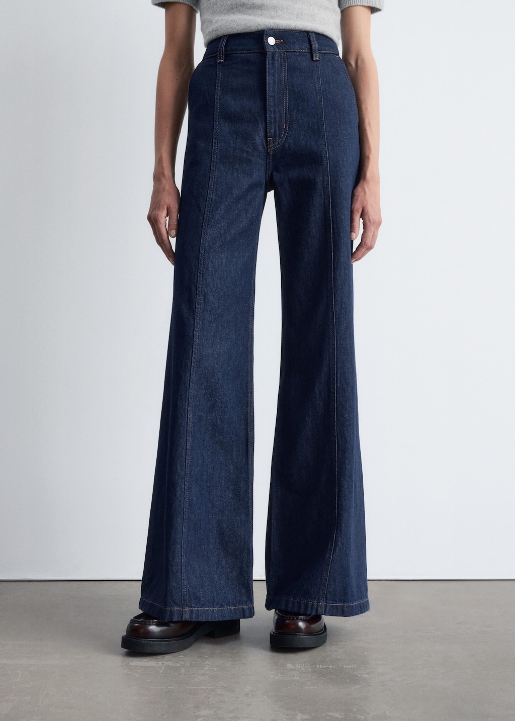 Image of Bootcut-Jeans mit französischer Naht