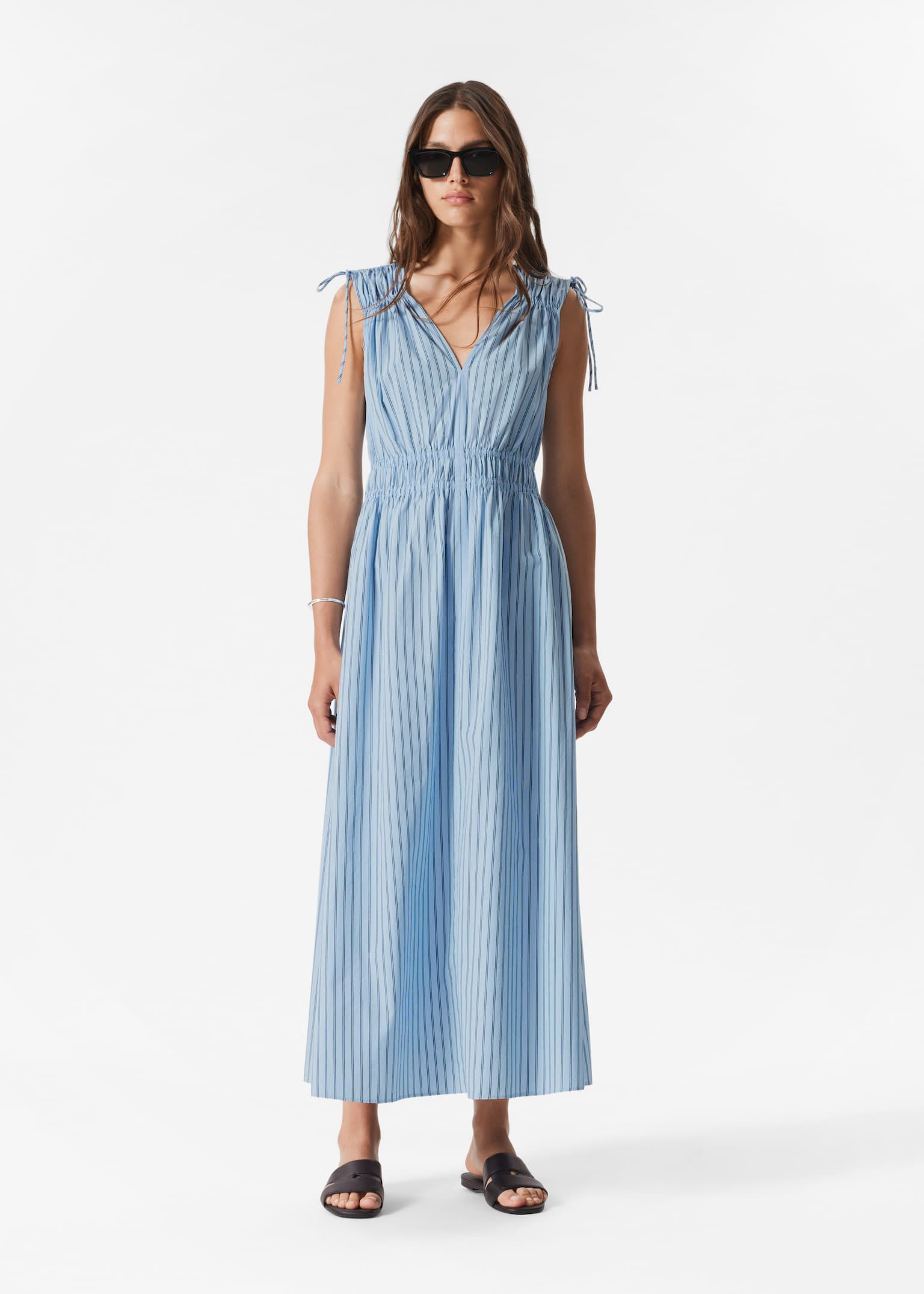 Vestido midi con detalles de lazos - Rayas azules