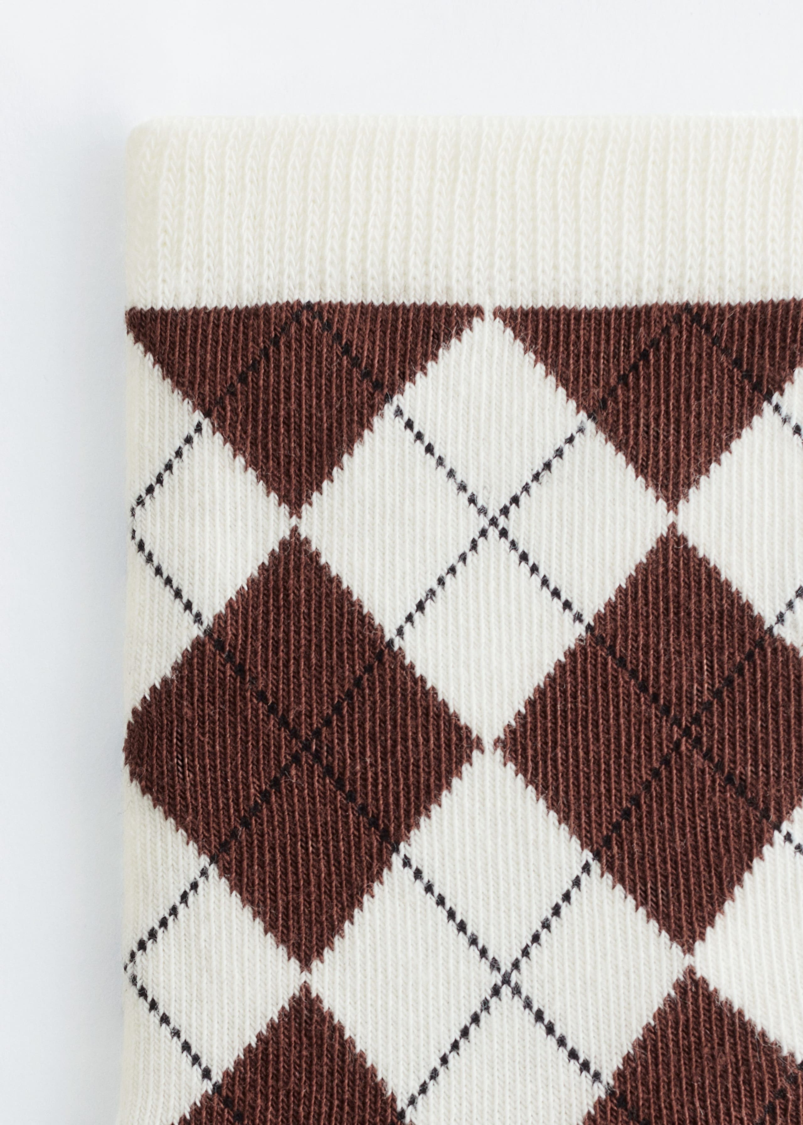 Calzini in cotone a quadri - Motivo a quadri marrone scuro - Natura morta