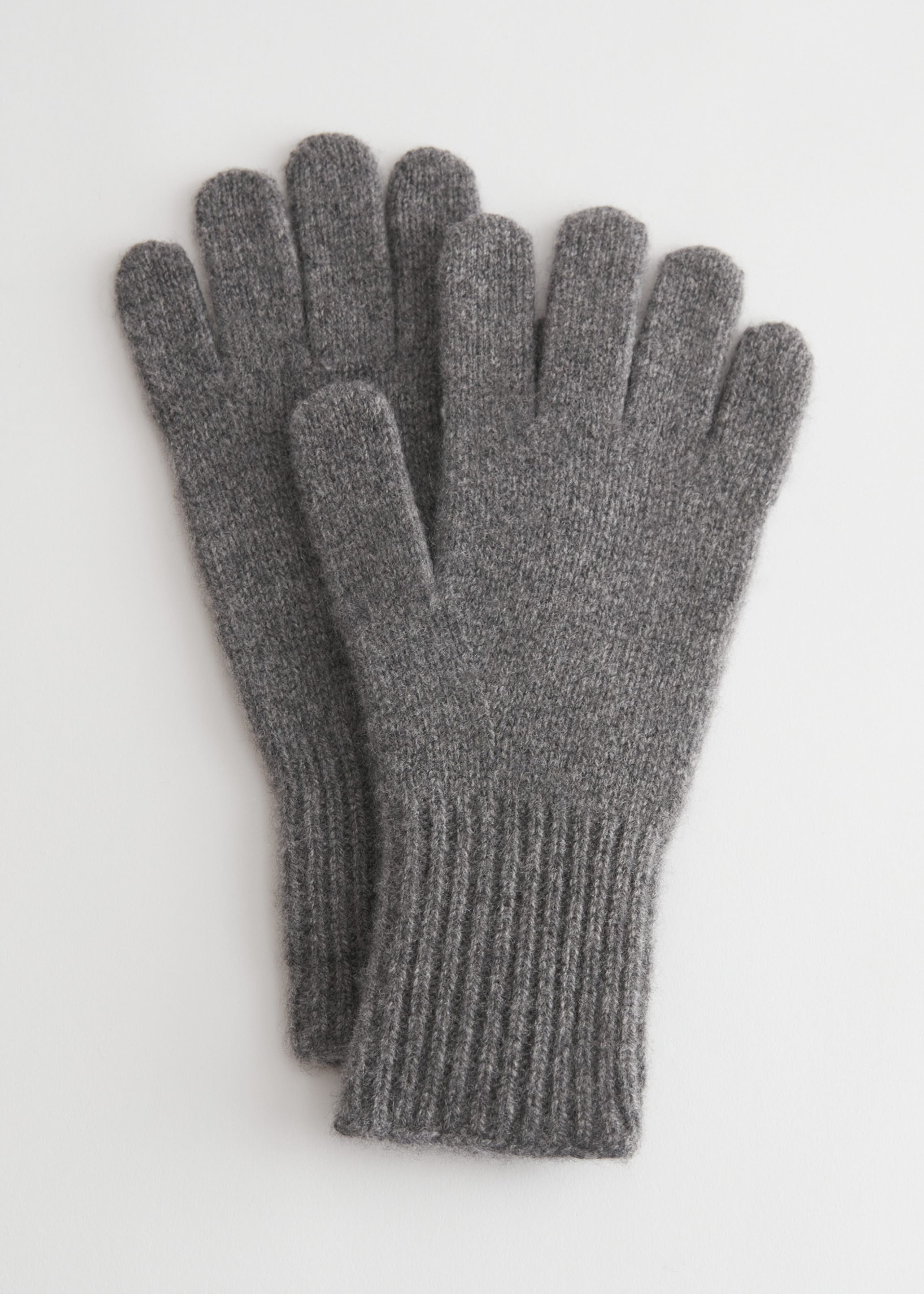 Knitted Cashmere Gloves - Cream - Still Life