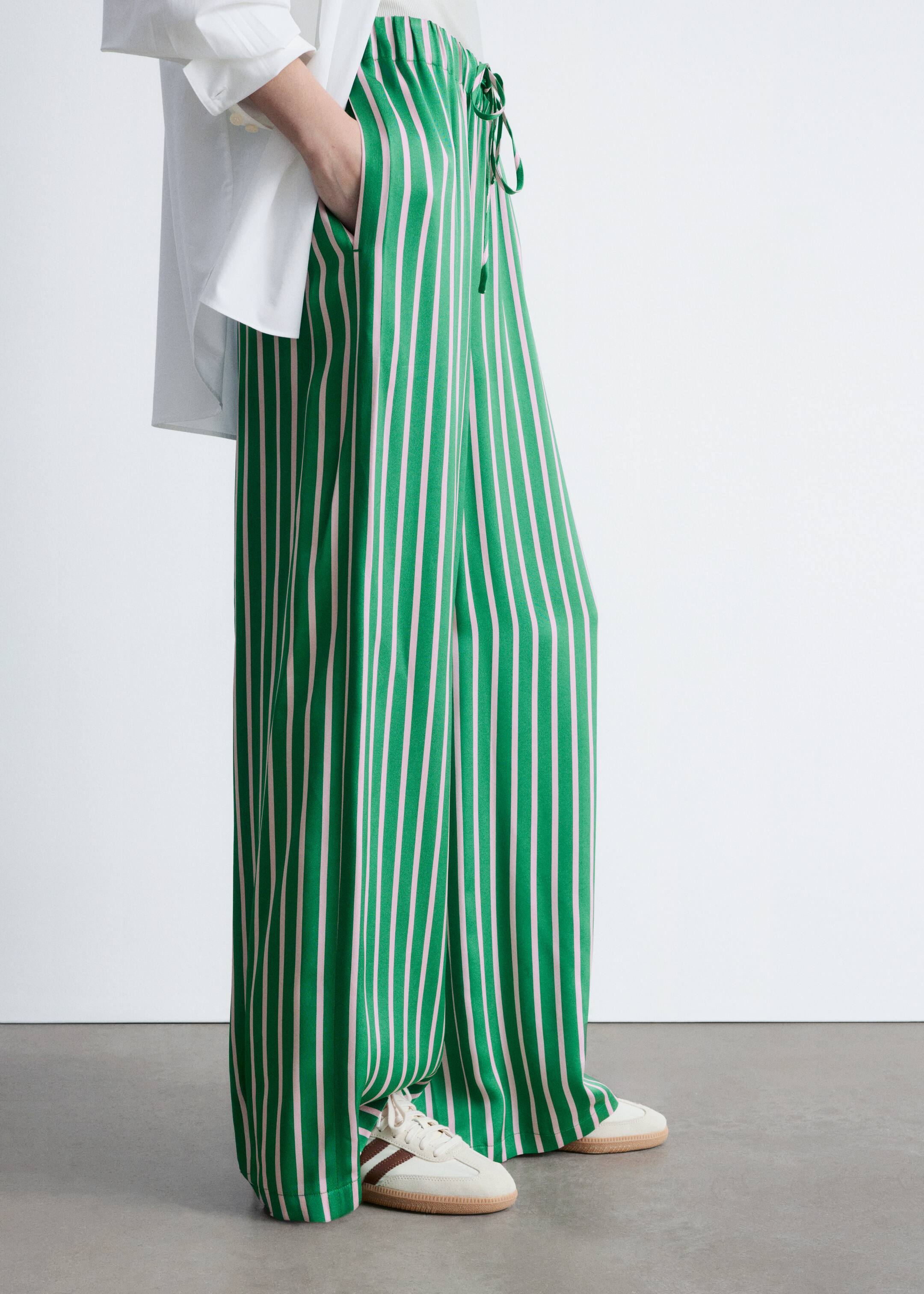 Ver imagem maior: Calças de cetim com cordão - Riscas Verdes/Rosa - SENHORA | H&M PT 4