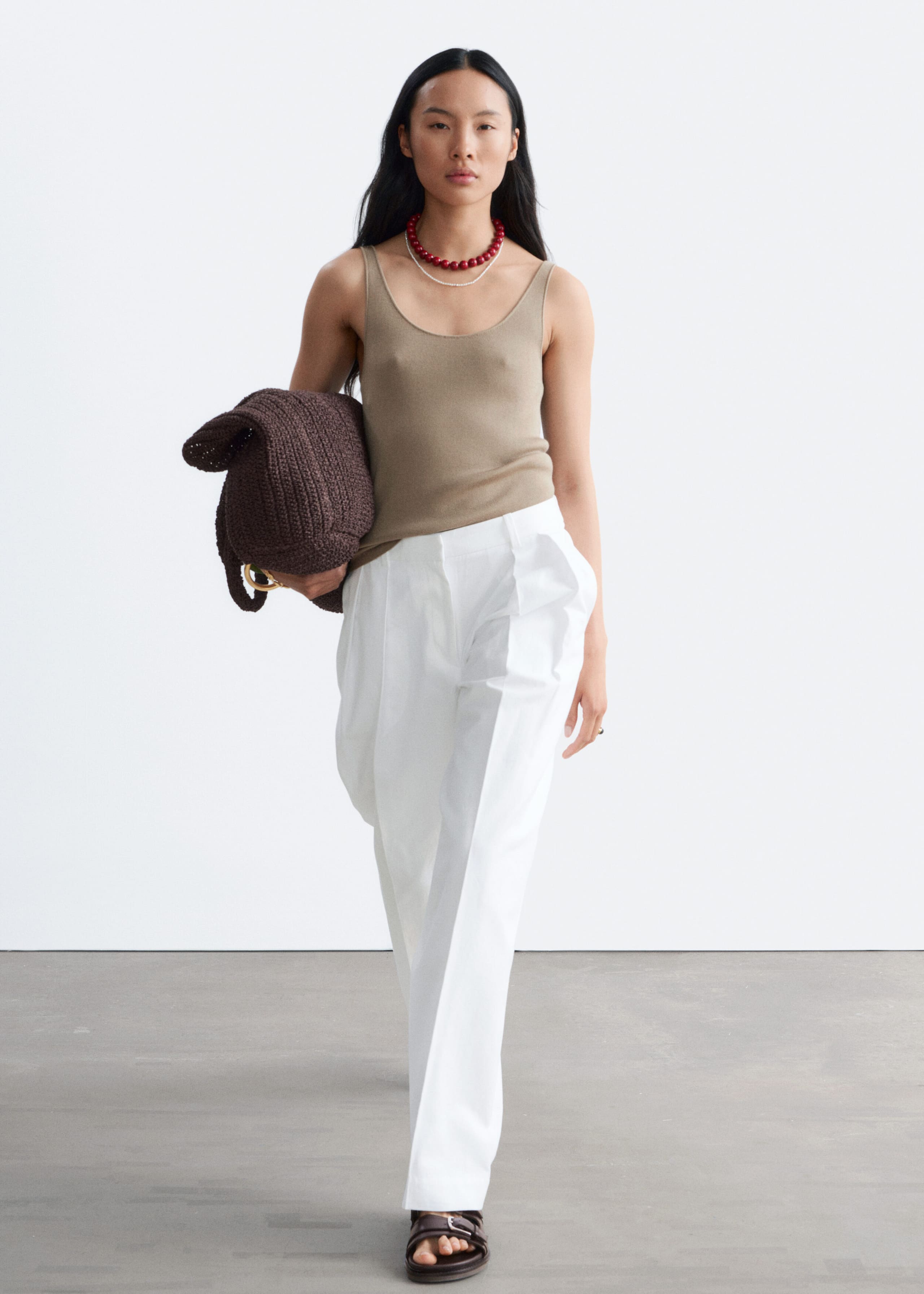 Pleated Cotton-Linen Trousers - White - Lookbook
