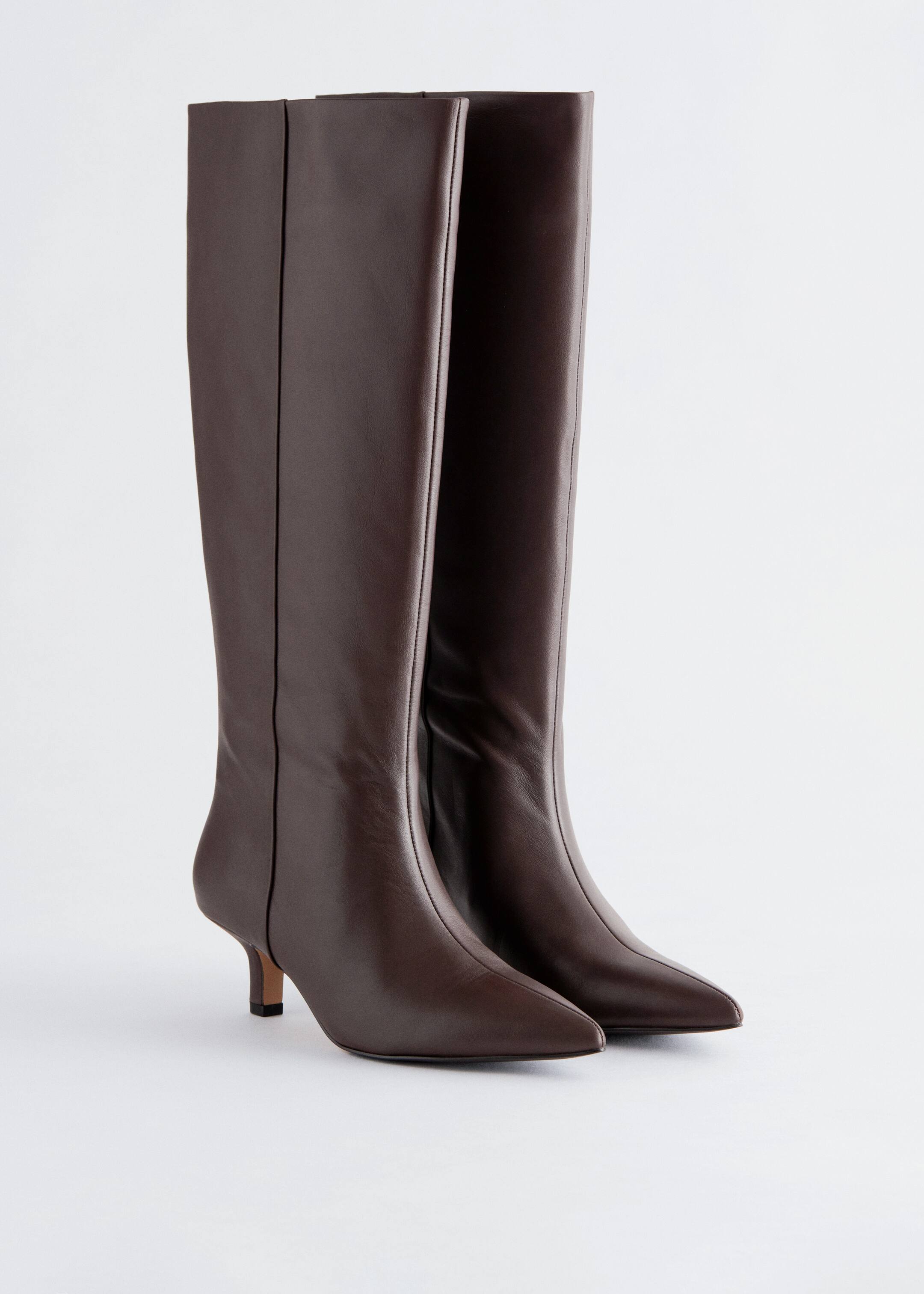 Grösseres Bild ansehen: Kniehohe Lederstiefel mit Kitten-Heel - Dunkelbraun - DAMEN | H&M CH 6
