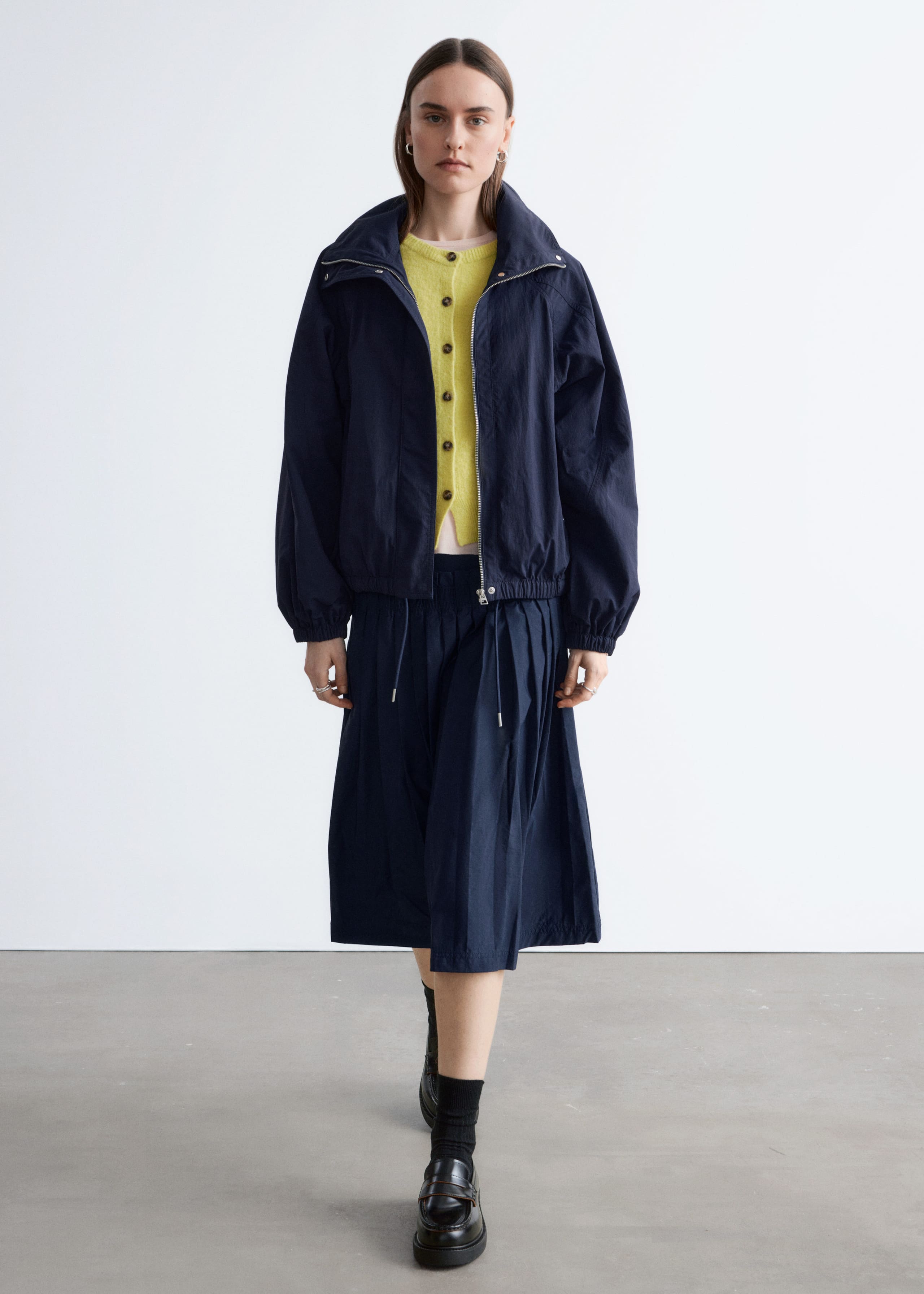 Image of Stand-Collar Drawstring Jacket