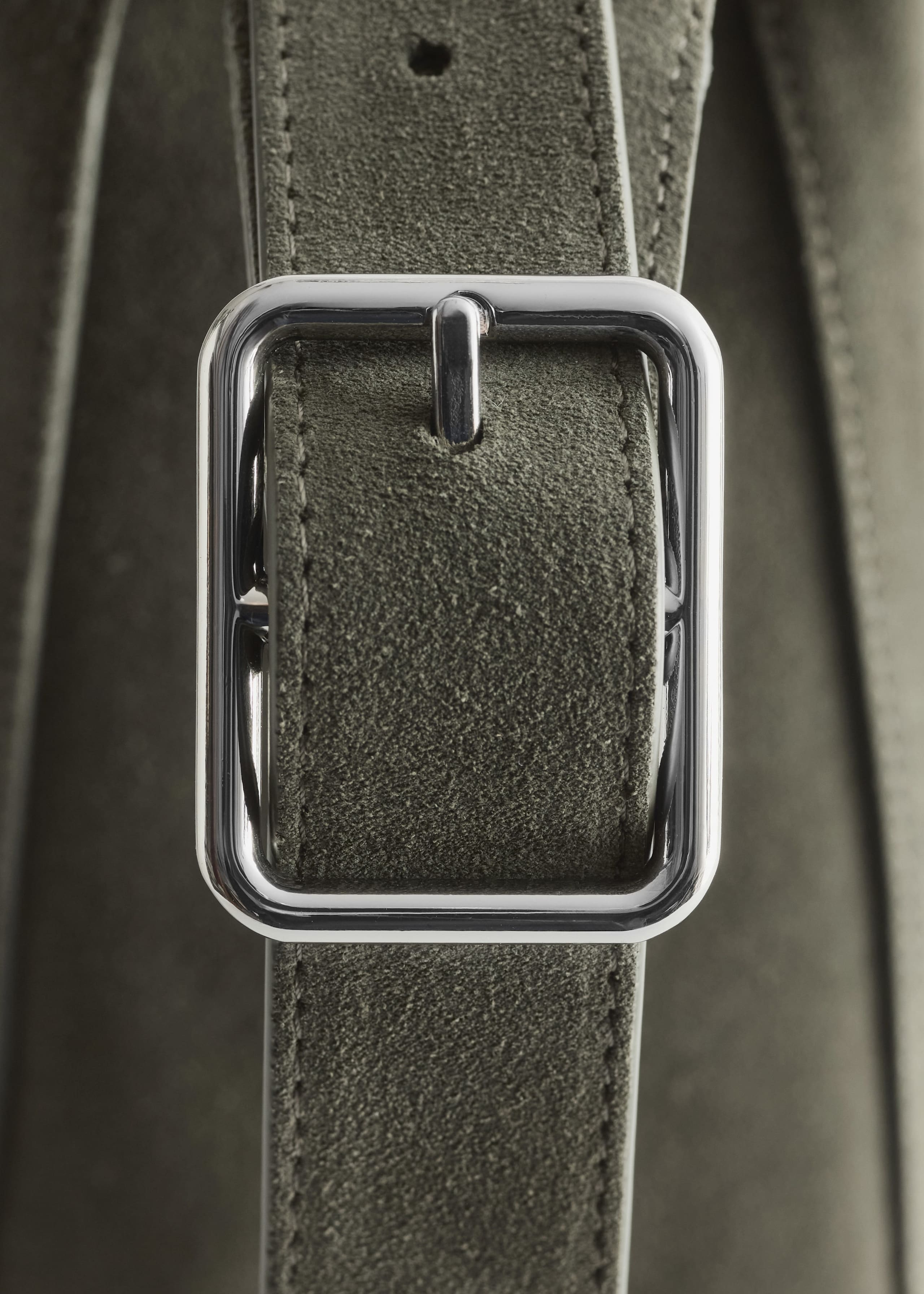 Image of Axelremsväska i mocka