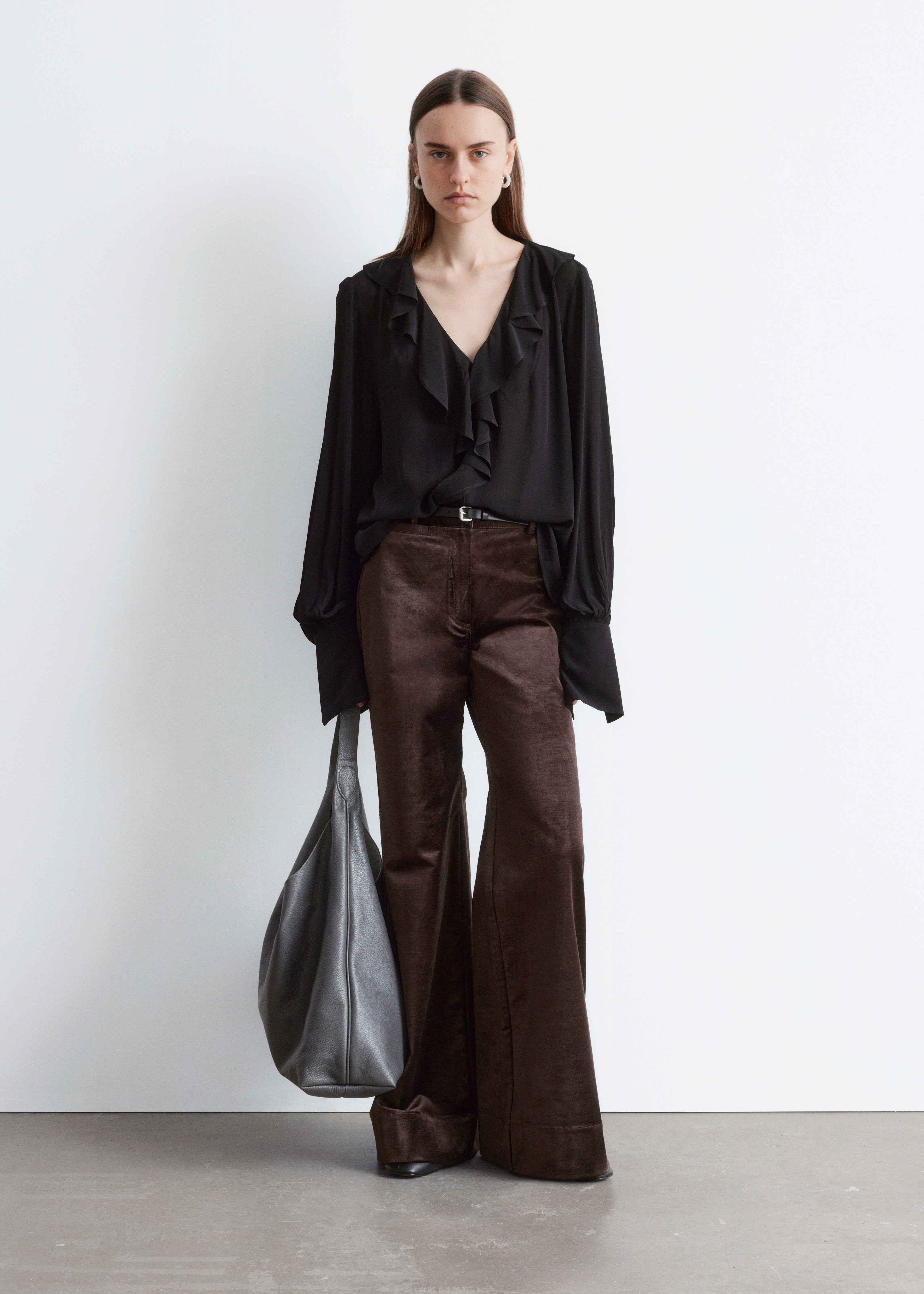 Βελούδινο παντελόνι καμπάνα - Σκούρο Καφέ/Μαύρο