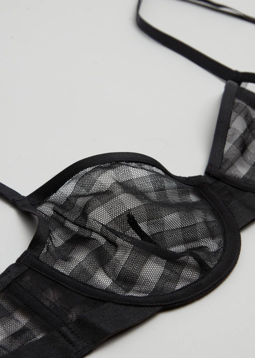 SheerCheckeredUnderwireBra - {{variantName}} - Descrizione dettagliata