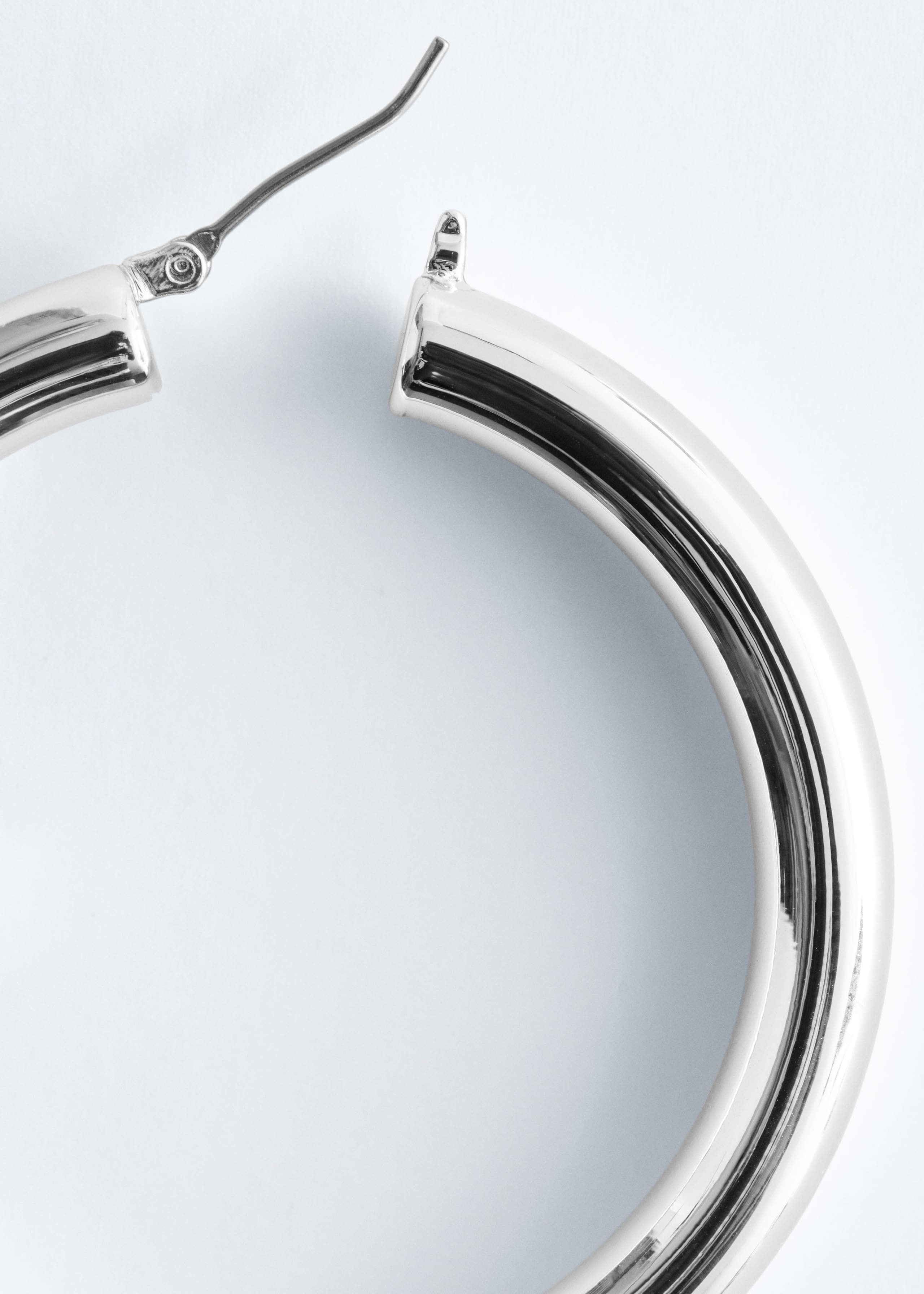 Image of Chunky Hoop Earrings