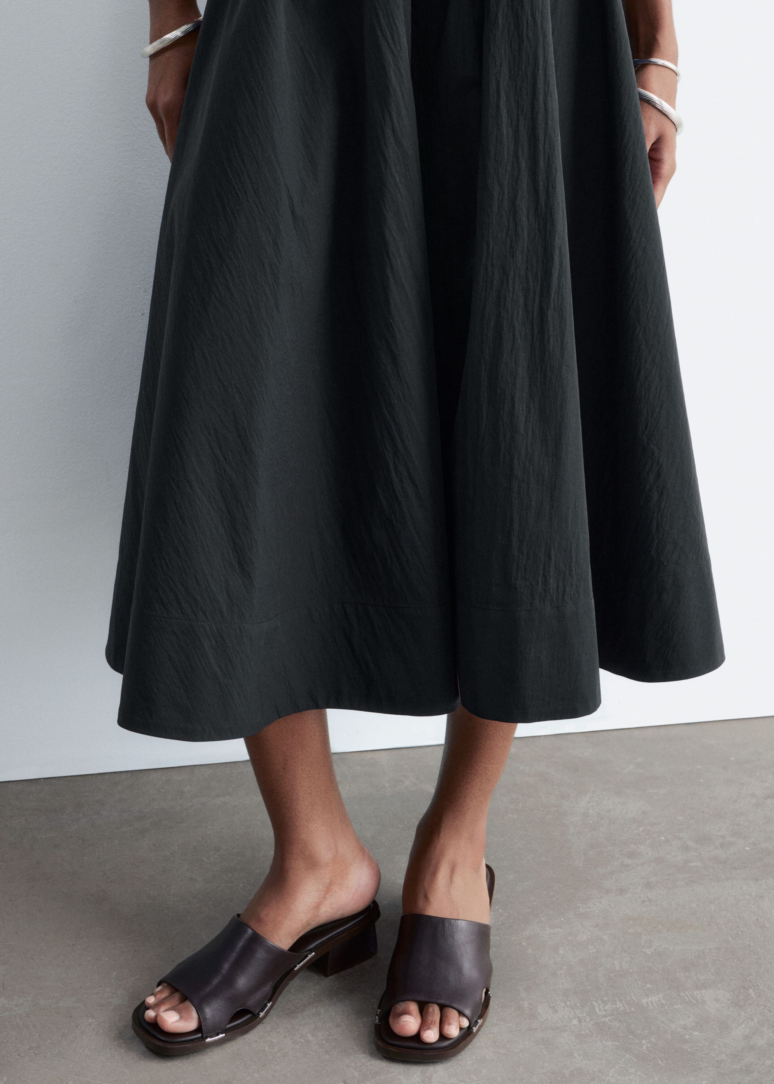 Image of Rynkad a-linjeskuren maxikjol