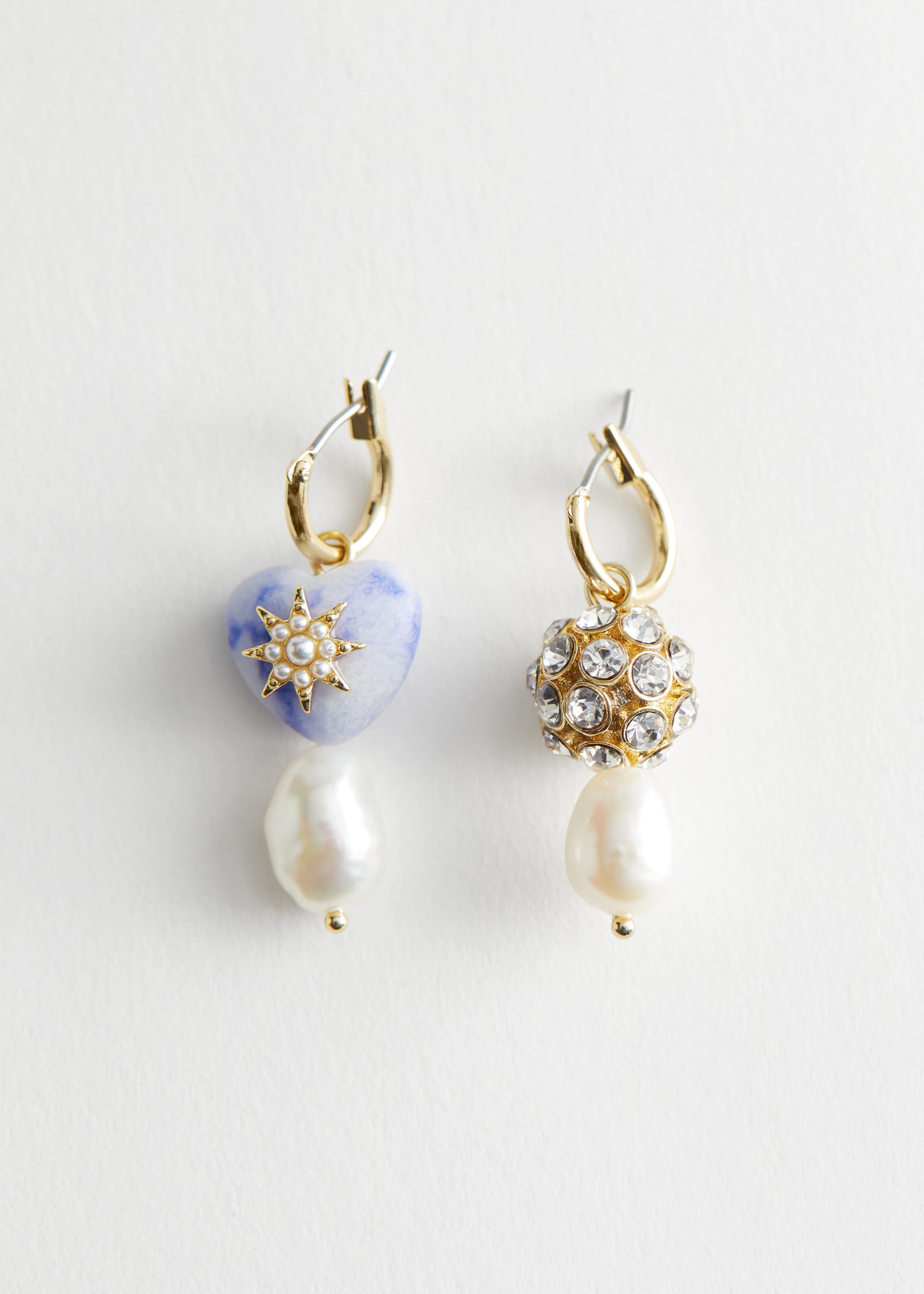 Mismatch Pearl Pendant Hoop Earrings - Blue - Still Life