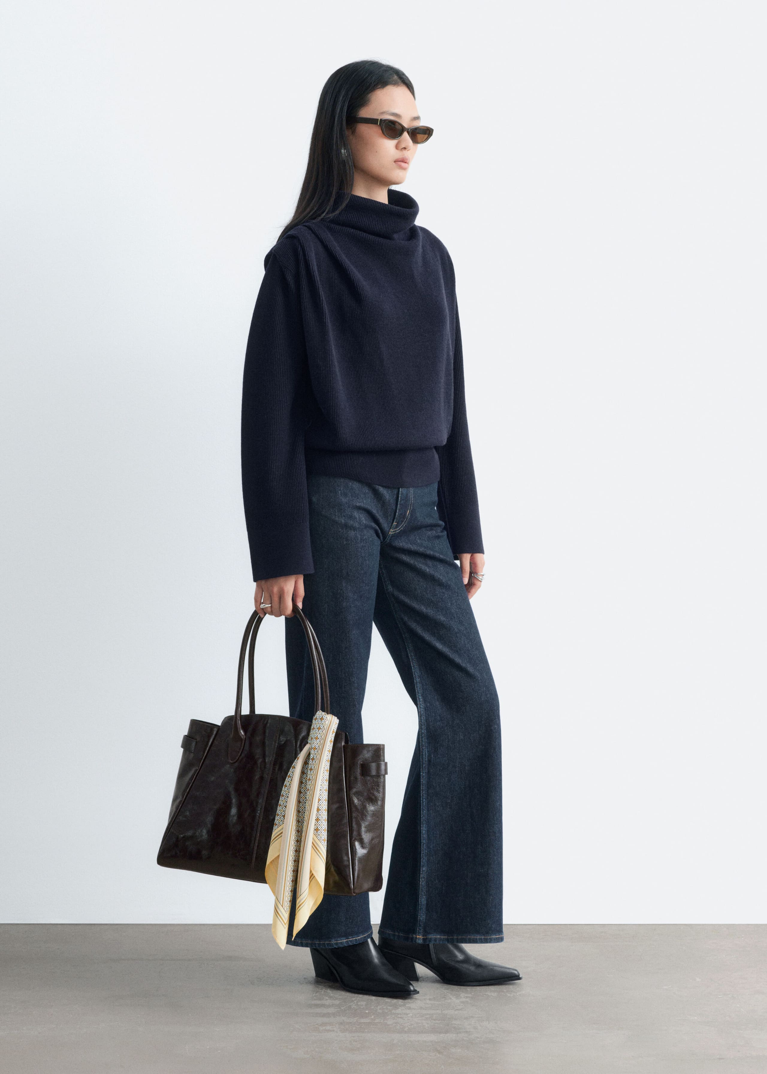 Pleat-Detail Wool Jumper - Dark Blue - Lookbook