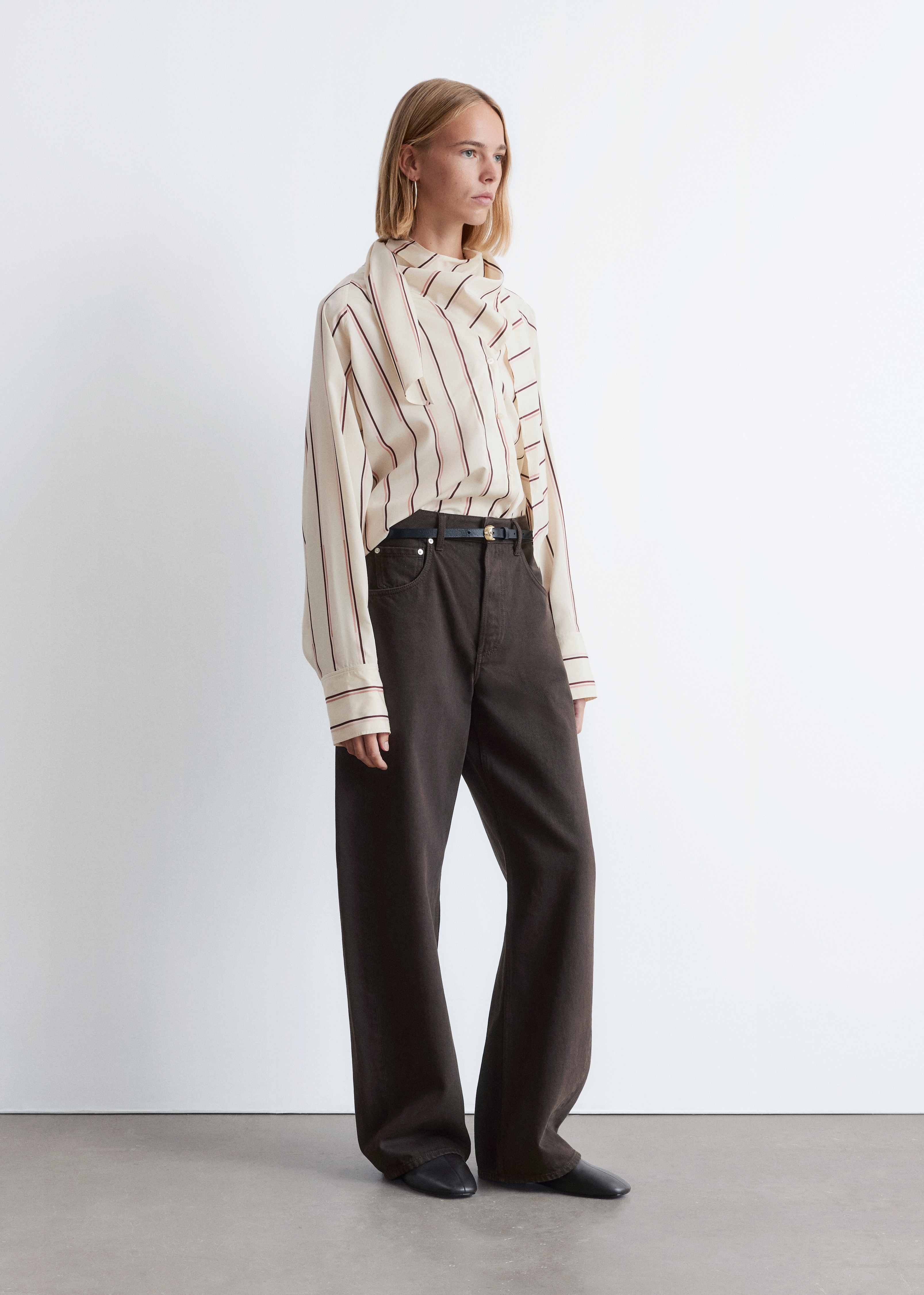 Риза с шал - Бежови райета/Тъмночервени