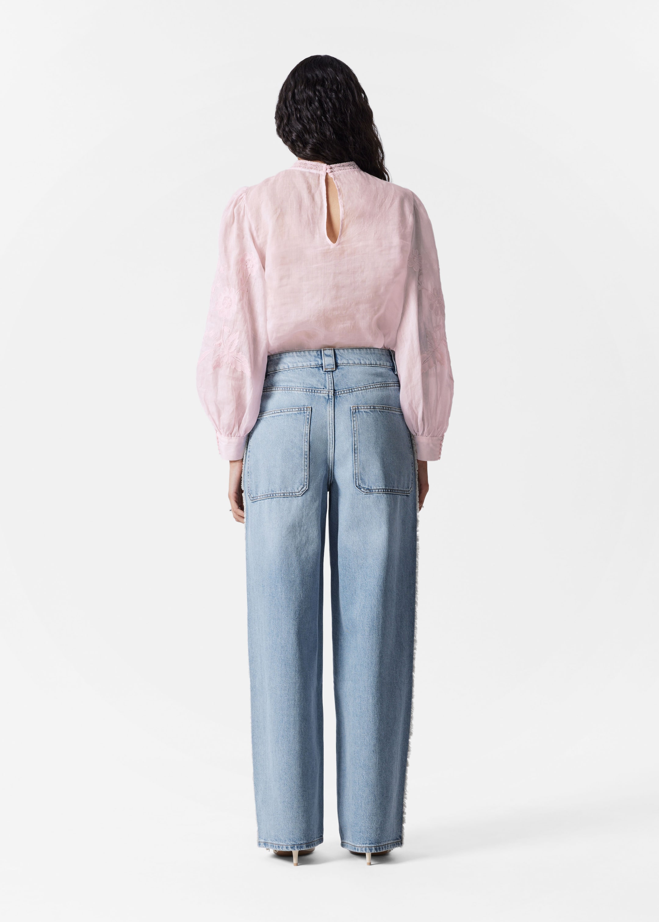Ver imagen más grande: Blusa de ramio bordada - Rosa claro - MUJER | H&M ES 4