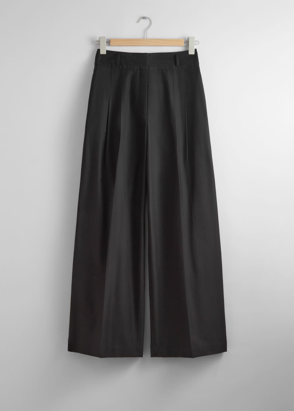Elegante Hose mit weitem Bein - Schwarz - Stillleben