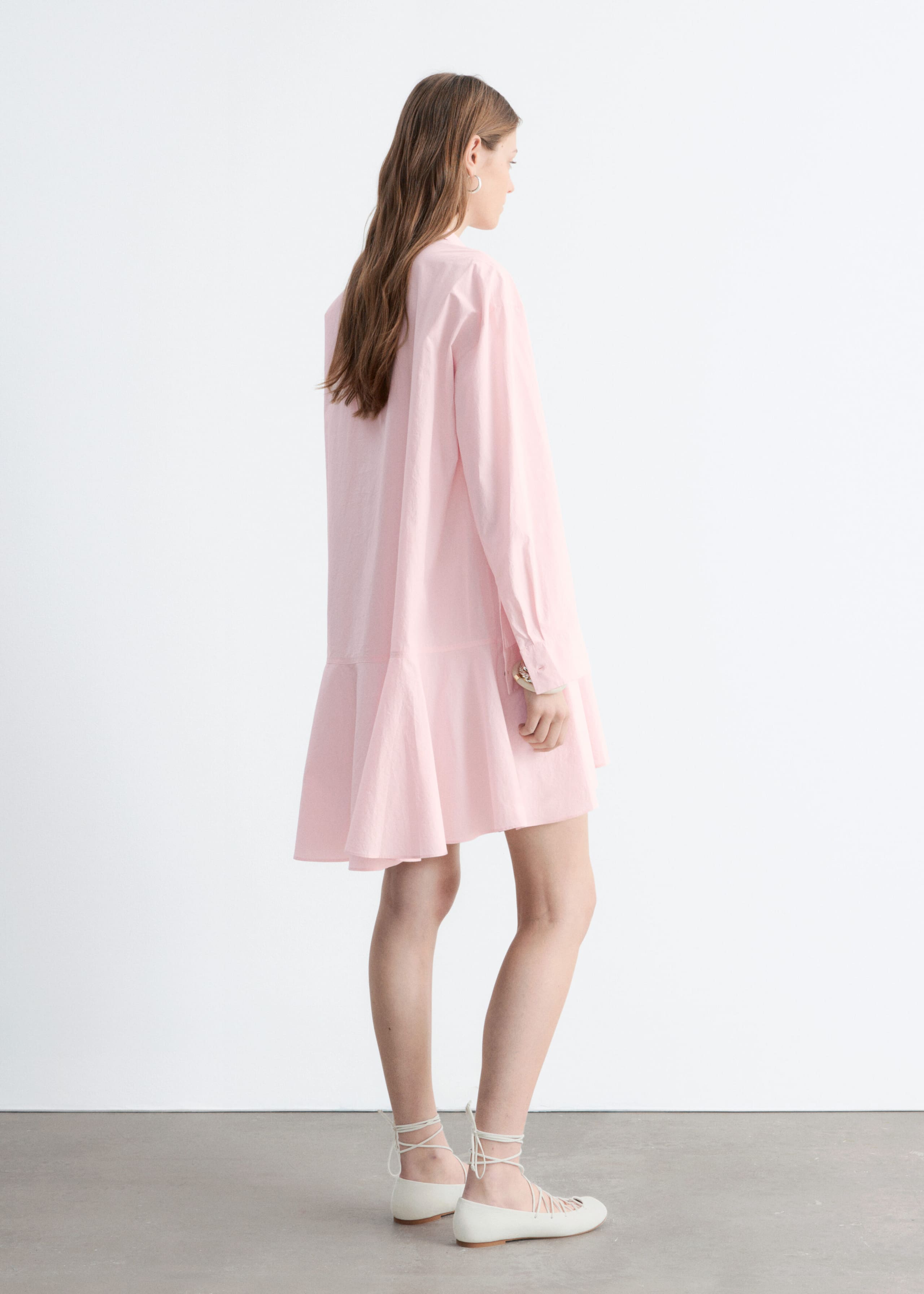 Drop-Waist Shirt Dress - Pastel pink - Lookbook