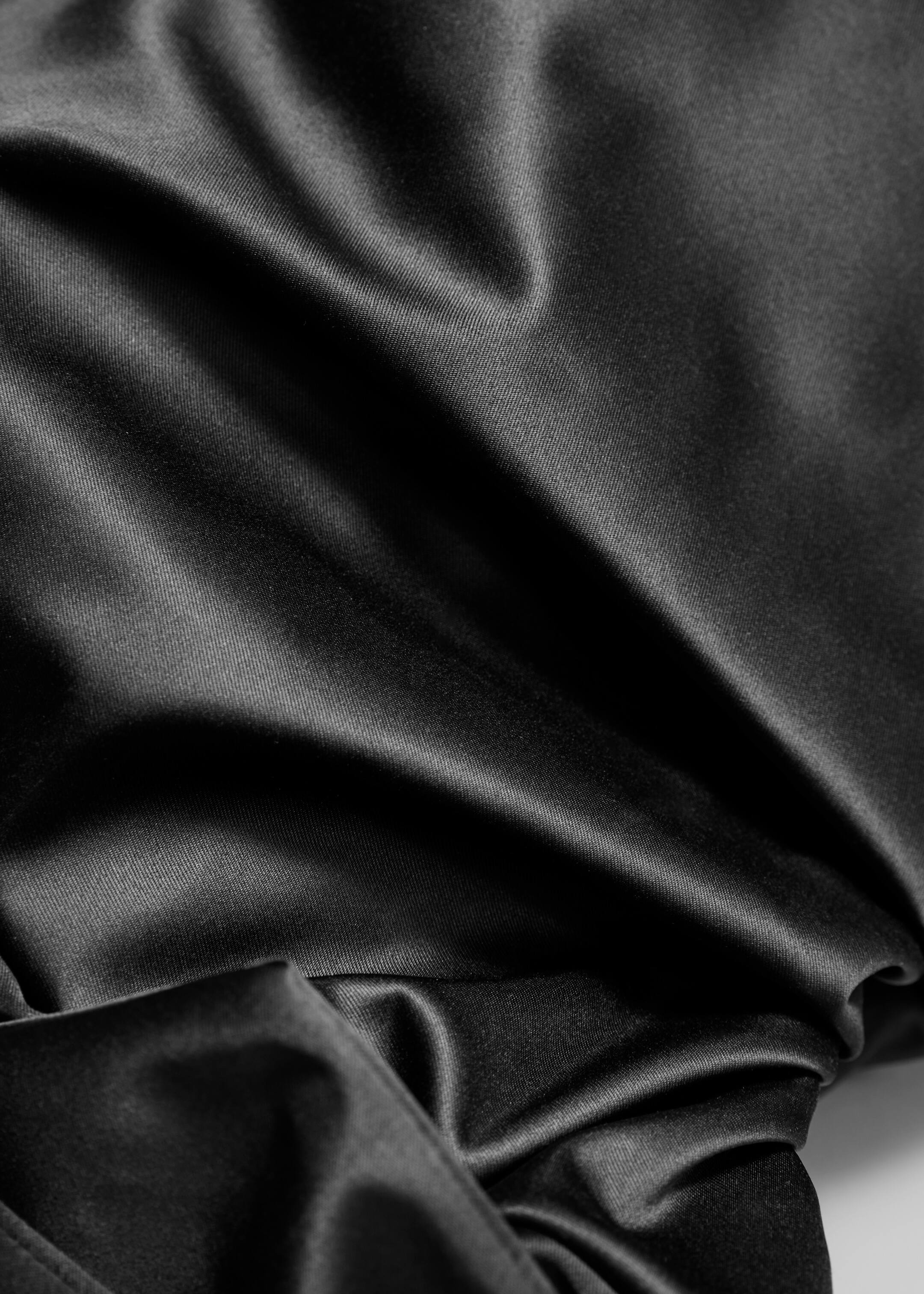 Größeres Bild ansehen: Große Satin-Schultertasche - Schwarz - Ladies | H&M DE 3