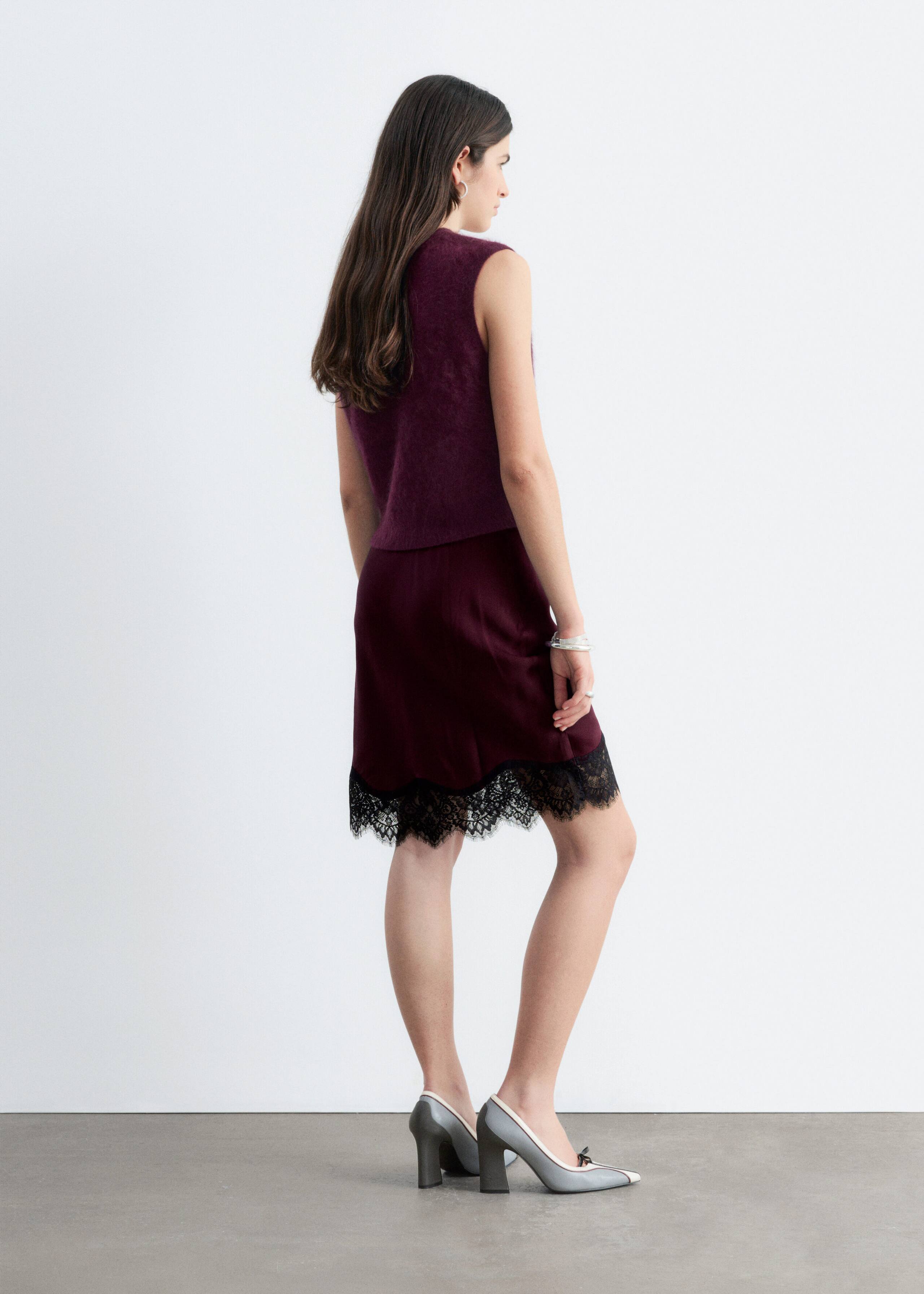 Brushed Cashmere Vest - Dark Red - Still Life