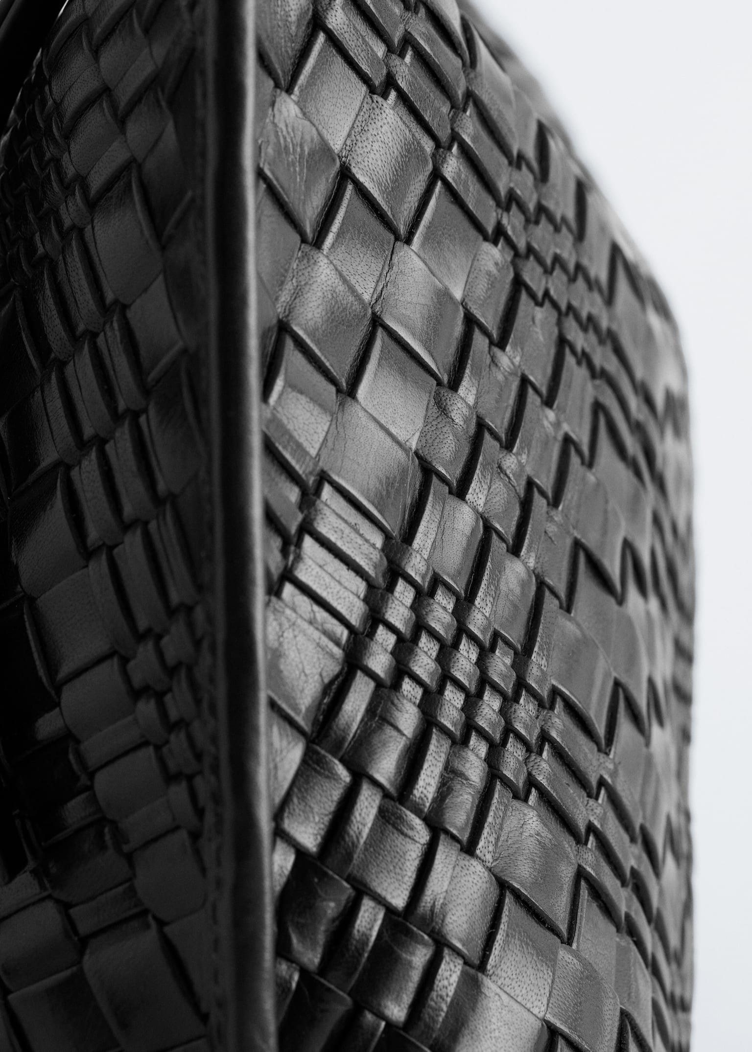 Tragetasche aus verwobenem Leder - Schwarz/Dunkelbraun - 3