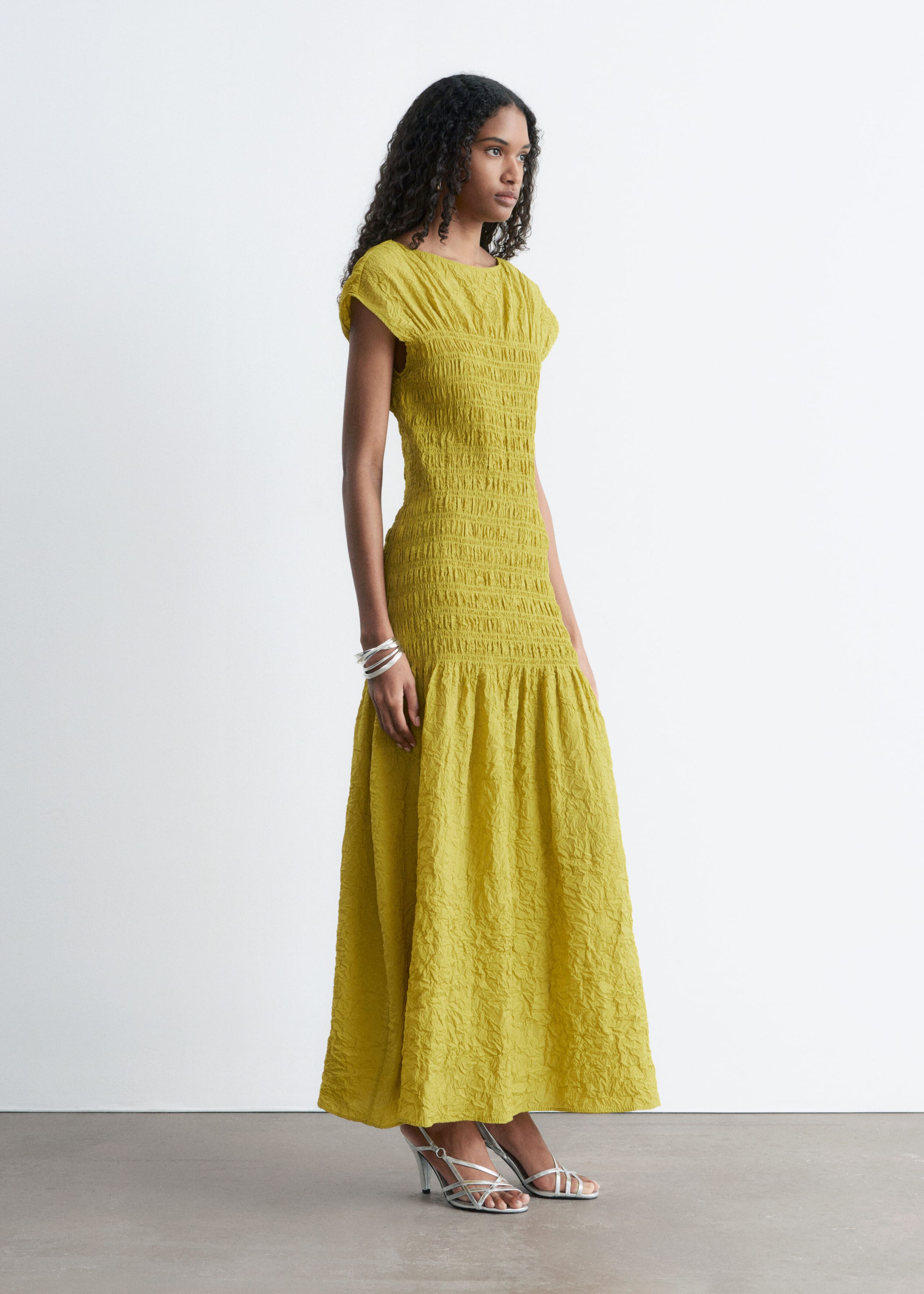 Image of Maxi abito con lavorazione smock