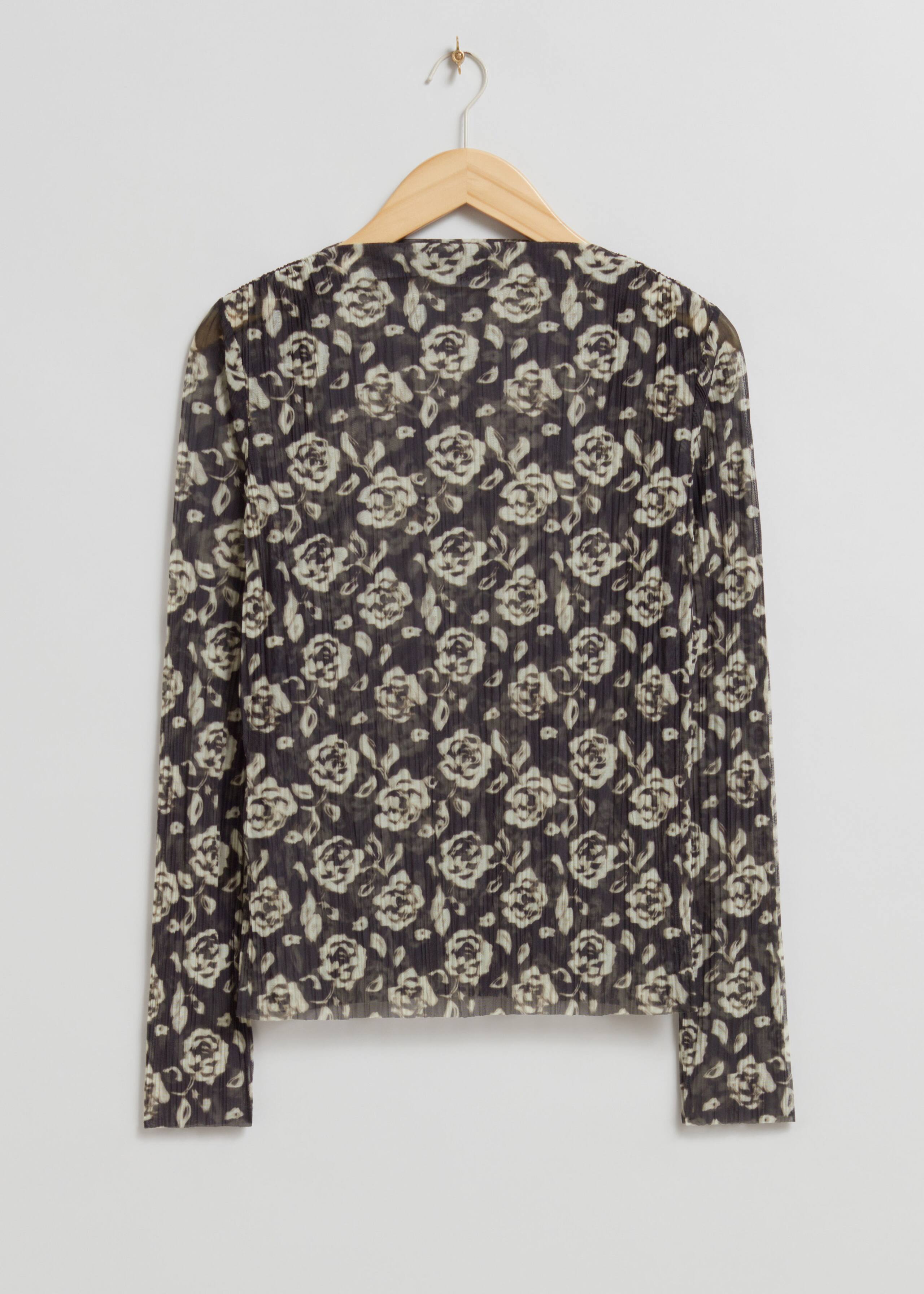Printed Plissé Pleated Top - Black Florals - Still Life